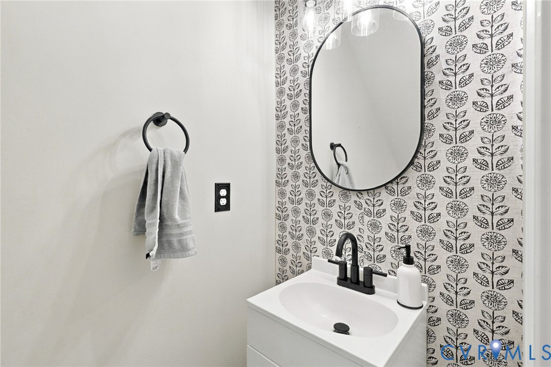 13833 Greyledge Place, Chester, VA 23836