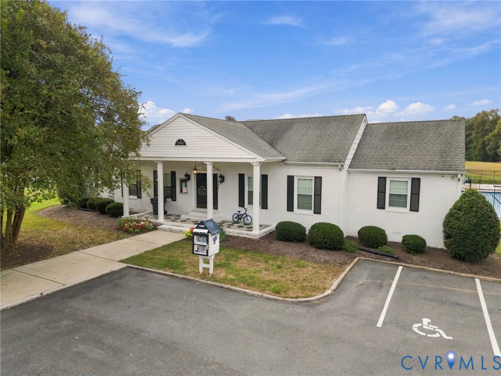 13833 Greyledge Place, Chester, VA 23836