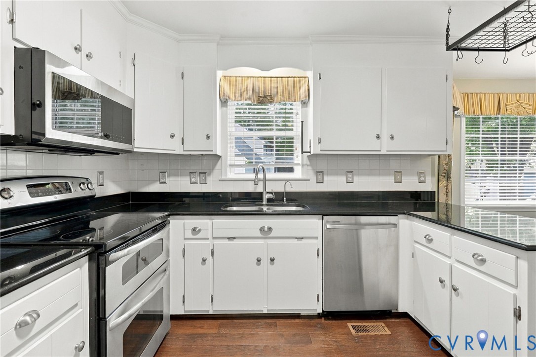 13833 Greyledge Place, Chester, VA 23836