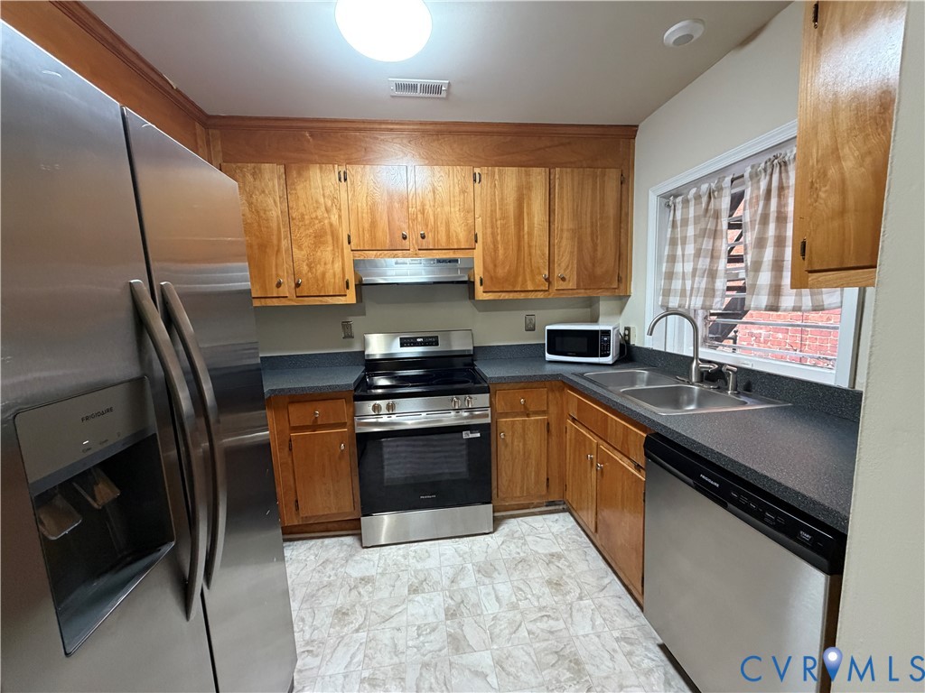 Fully equipped kitchen!