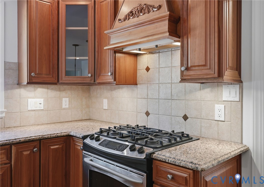 1801 Windingridge Drive, Henrico, VA 23238