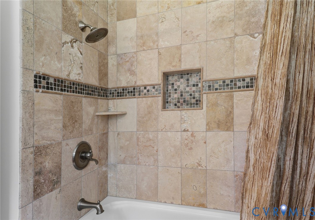 1801 Windingridge Drive, Henrico, VA 23238