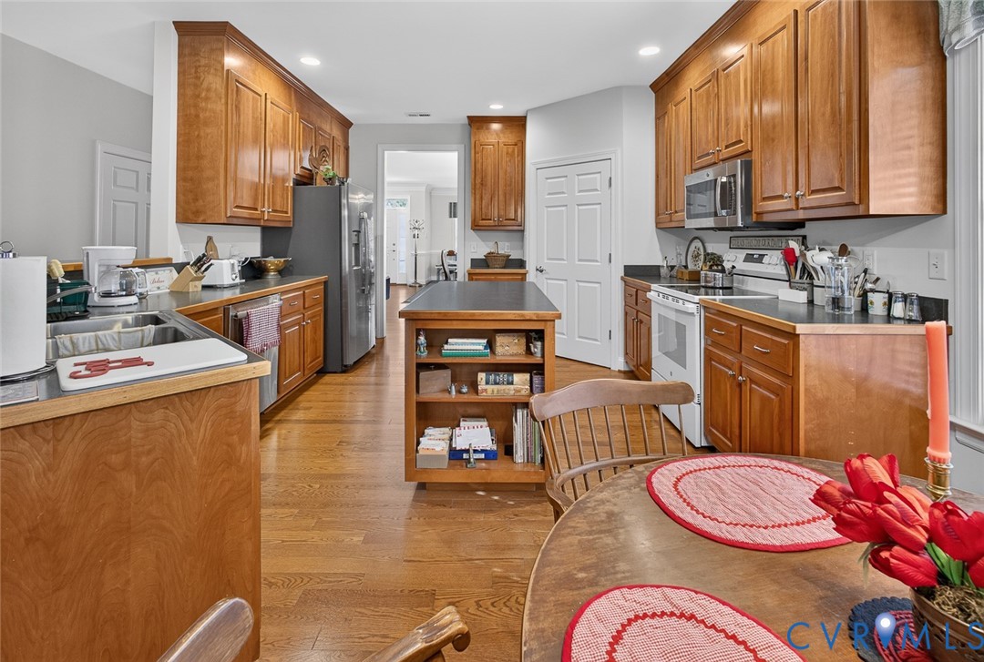 4401 Village Garden Circle, Chester, VA 23831