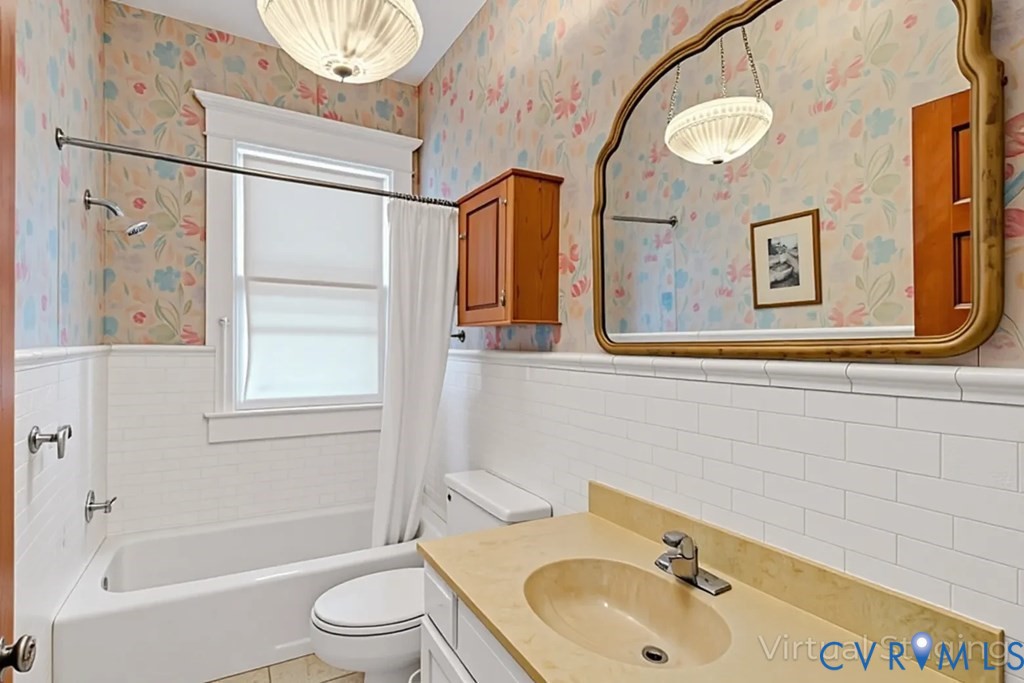 218 Fleeton Point Circle, Fleeton, Reedville, VA 22539