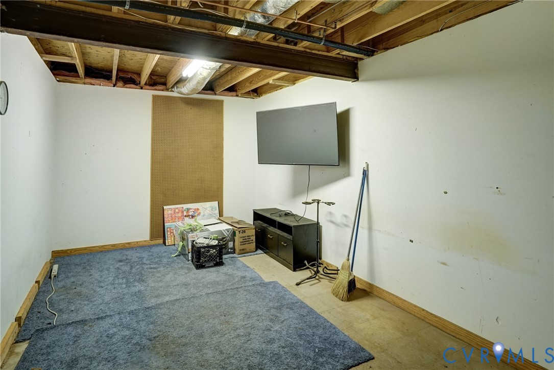 Room in Basement 19 x 9 - Good for Office, Man Cave or Storage!