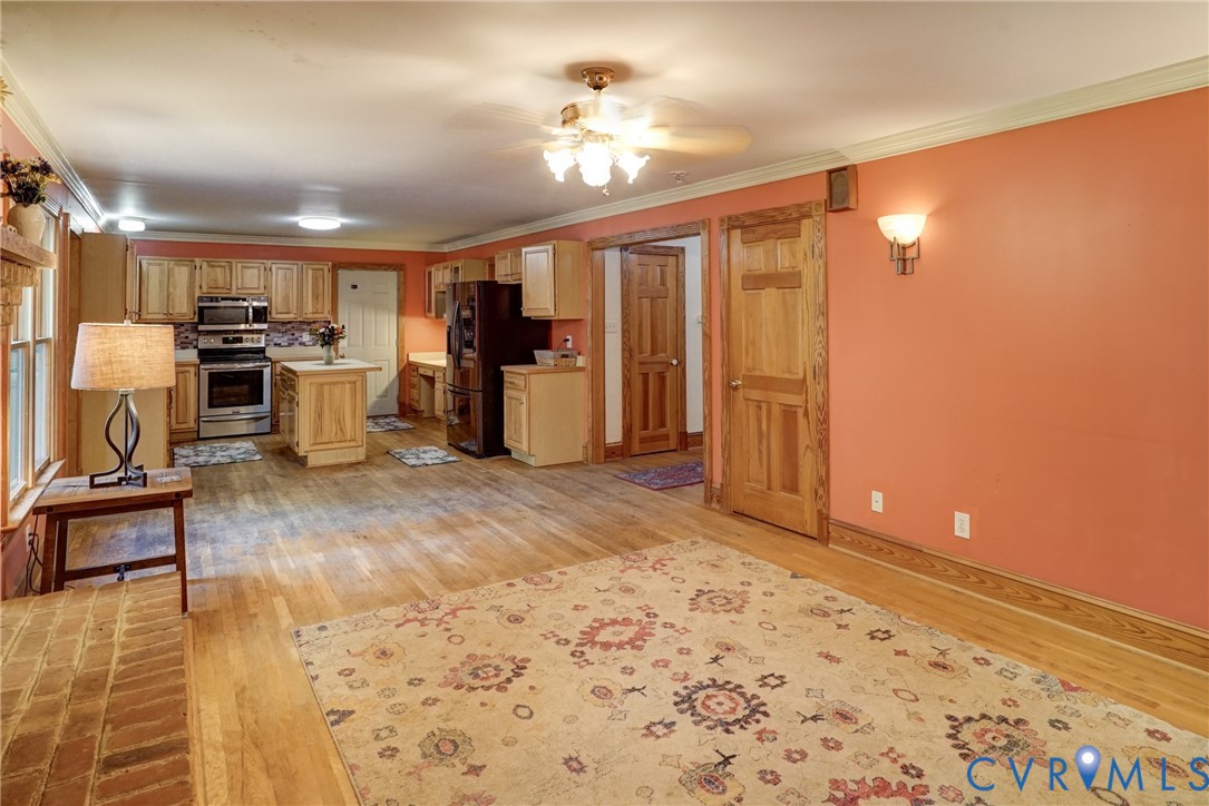 Floor Plan in Family Room offers options for Furniture Placement; Large and Open