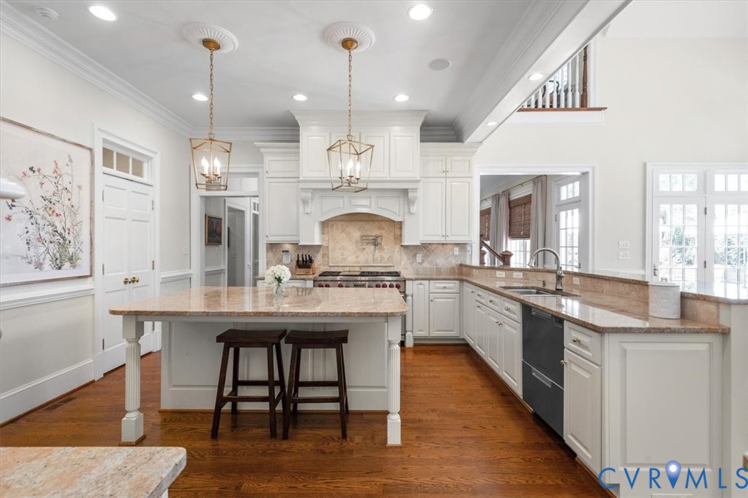 6 Country Squire Lane, Westham, Henrico, VA 23229