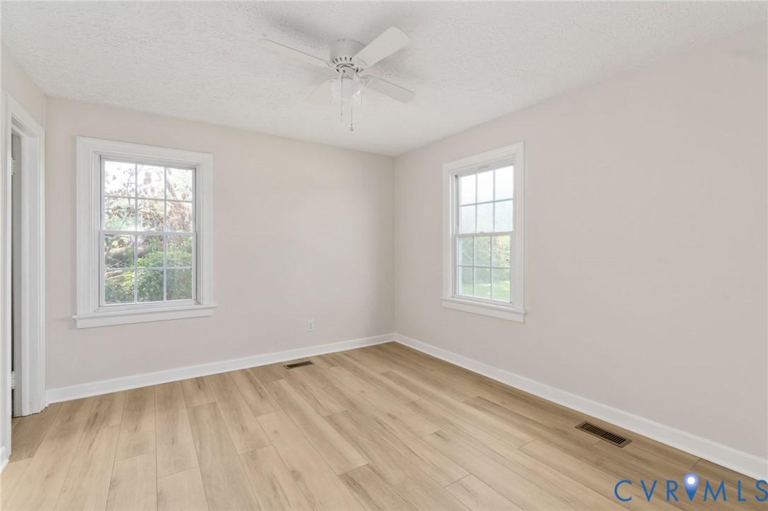 13321 W Patrick Henry Road, Doswell, VA 23047