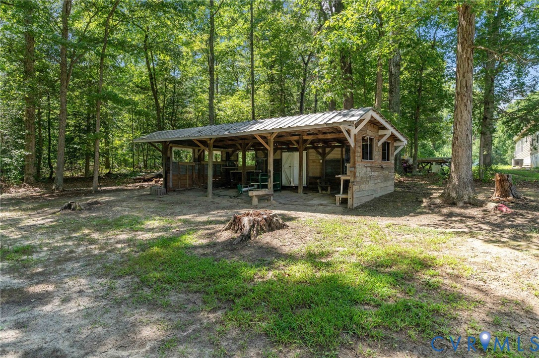 13321 W Patrick Henry Road, Doswell, VA 23047