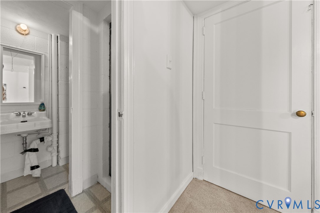 1203 Rothesay Circle, Windsor Farms, Richmond, VA 23221
