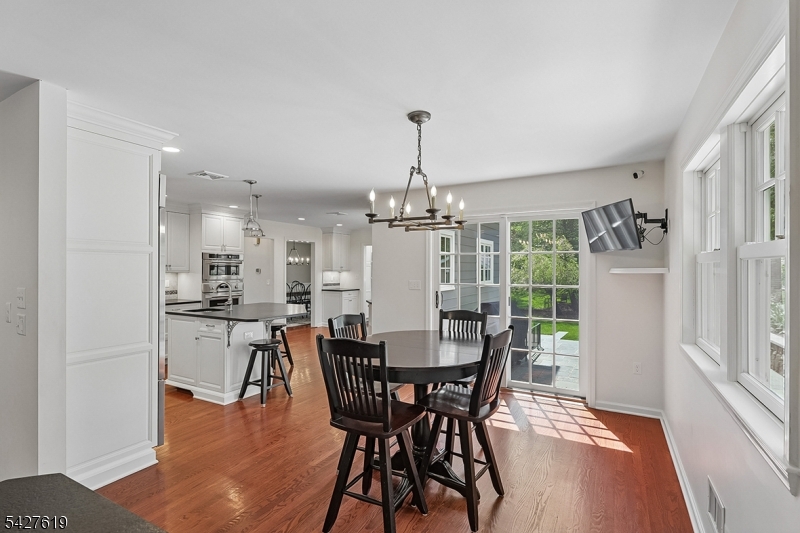 44 Londonderry Way, Summit, NJ 07901