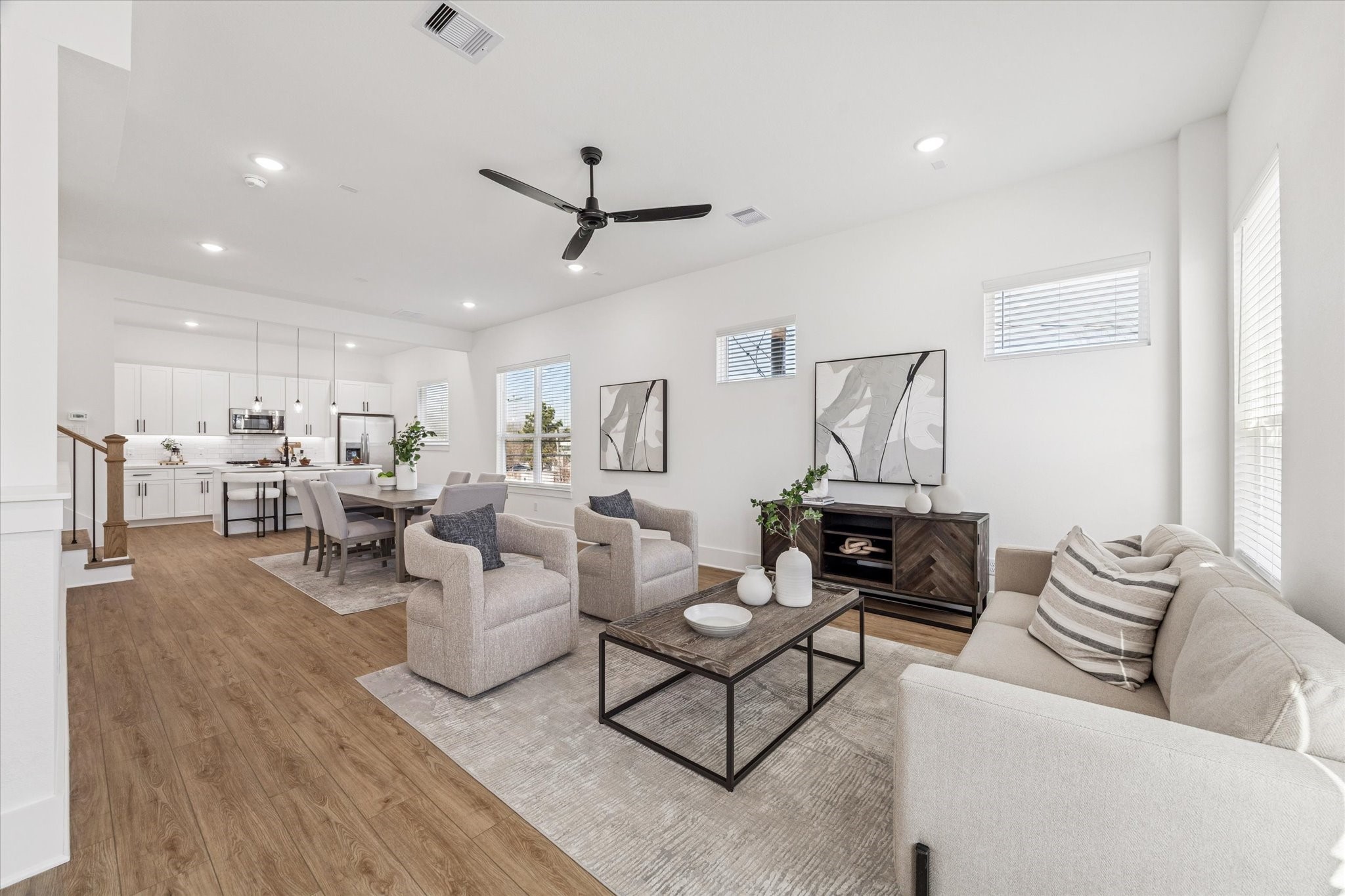 5623 Azores, Houston, TX 77091