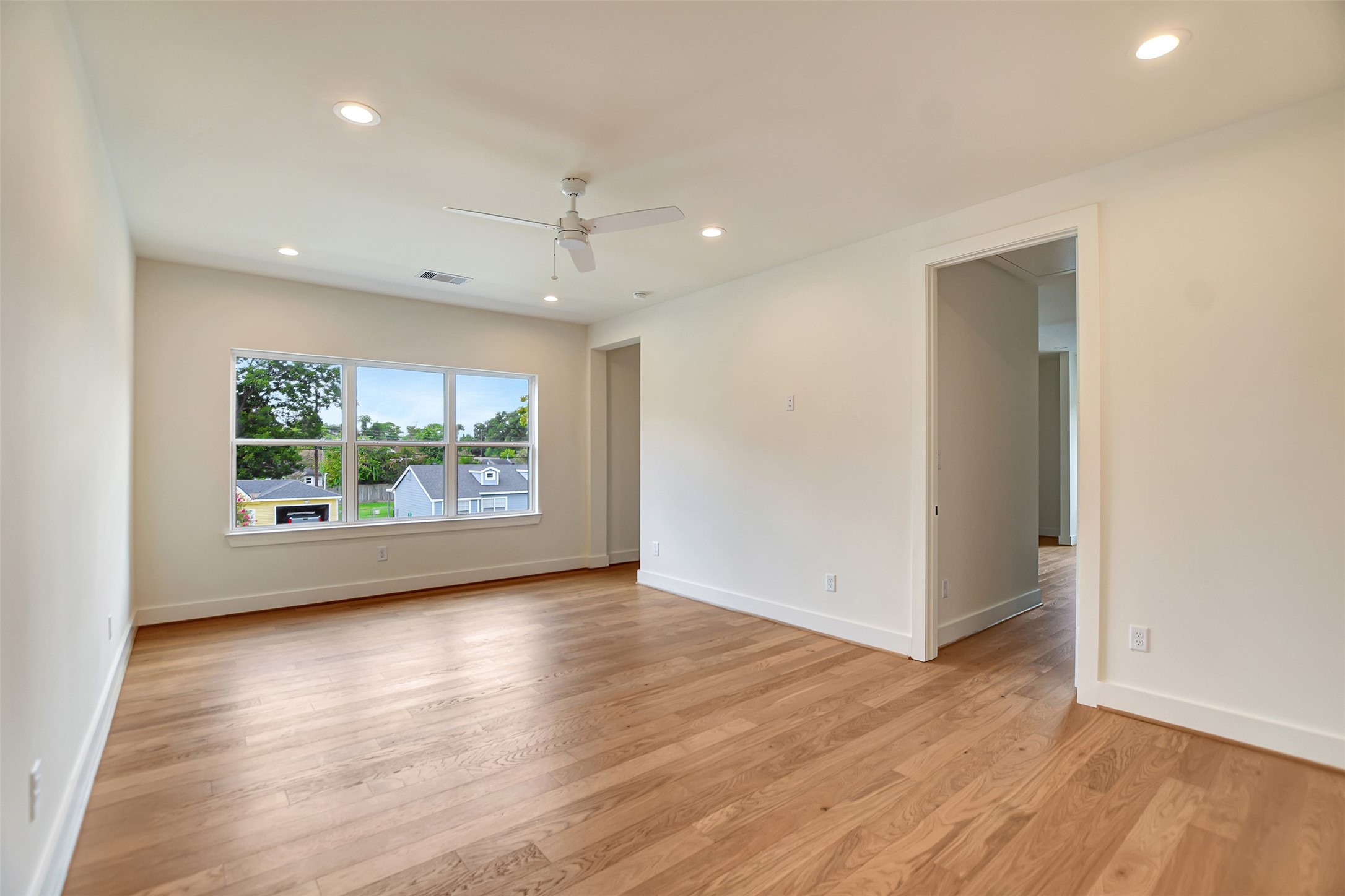 1946 Pech Road, Houston, TX 77055