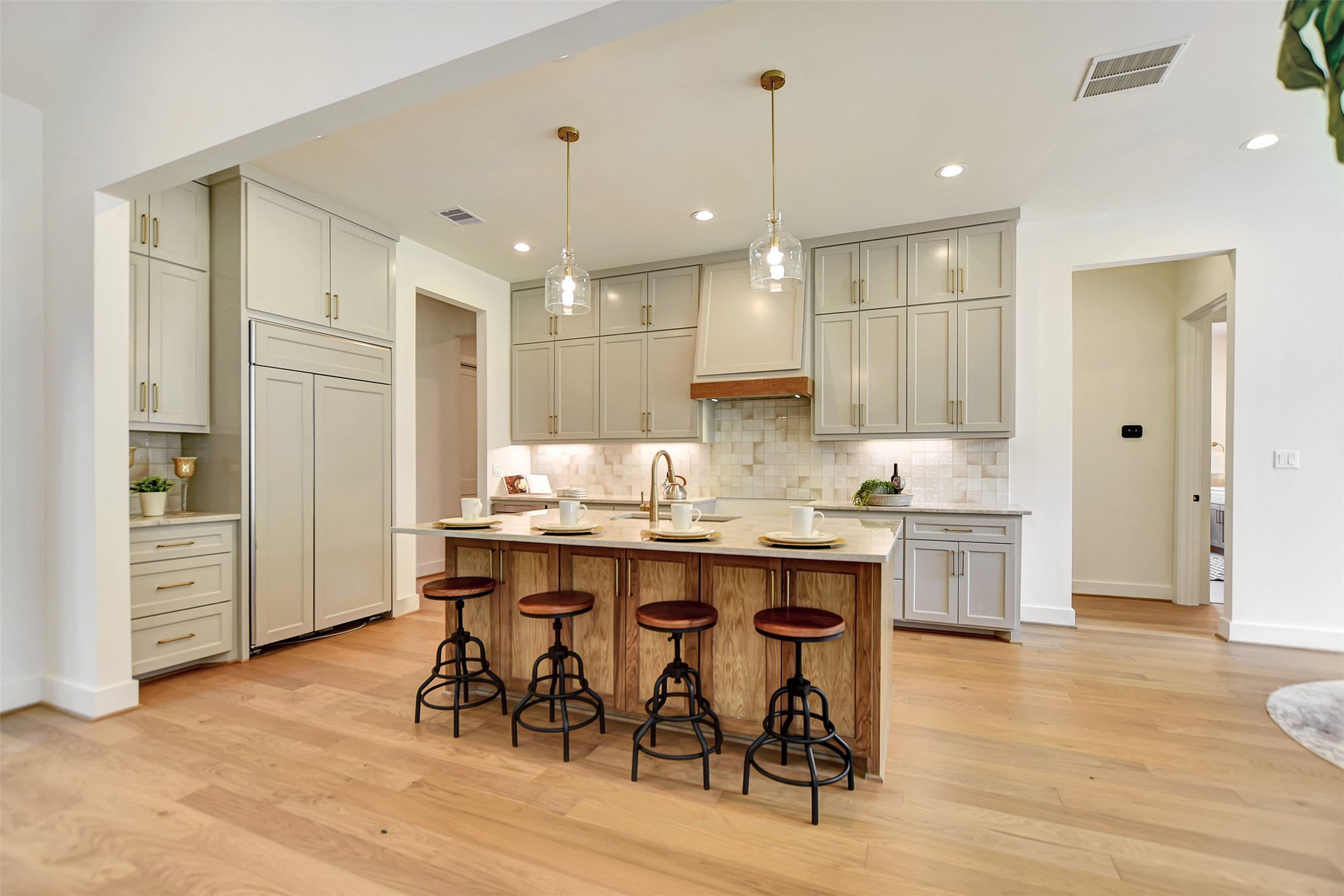 1946 Pech Road, Houston, TX 77055
