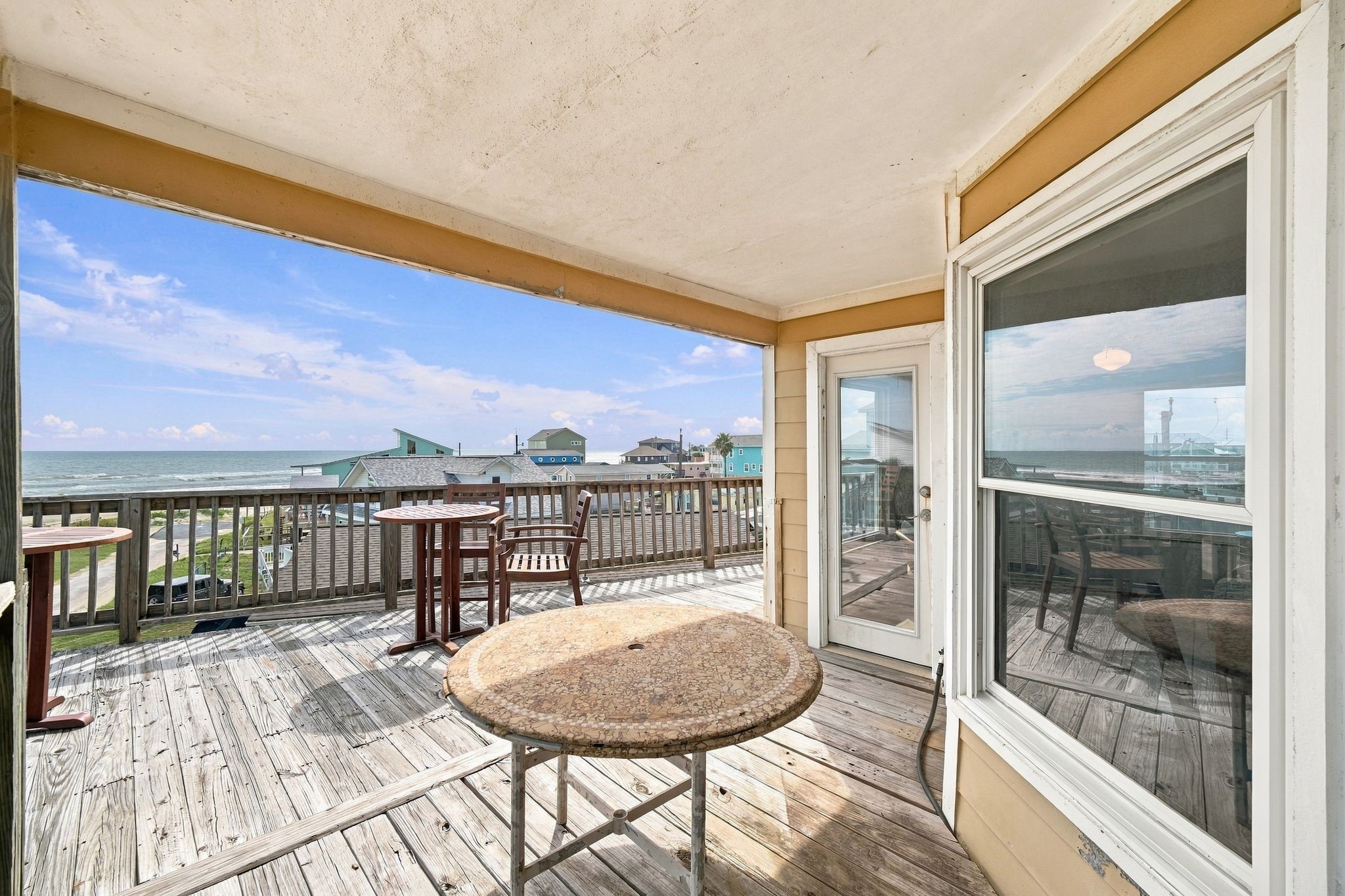 4214 Vista Road, Galveston, TX 77554