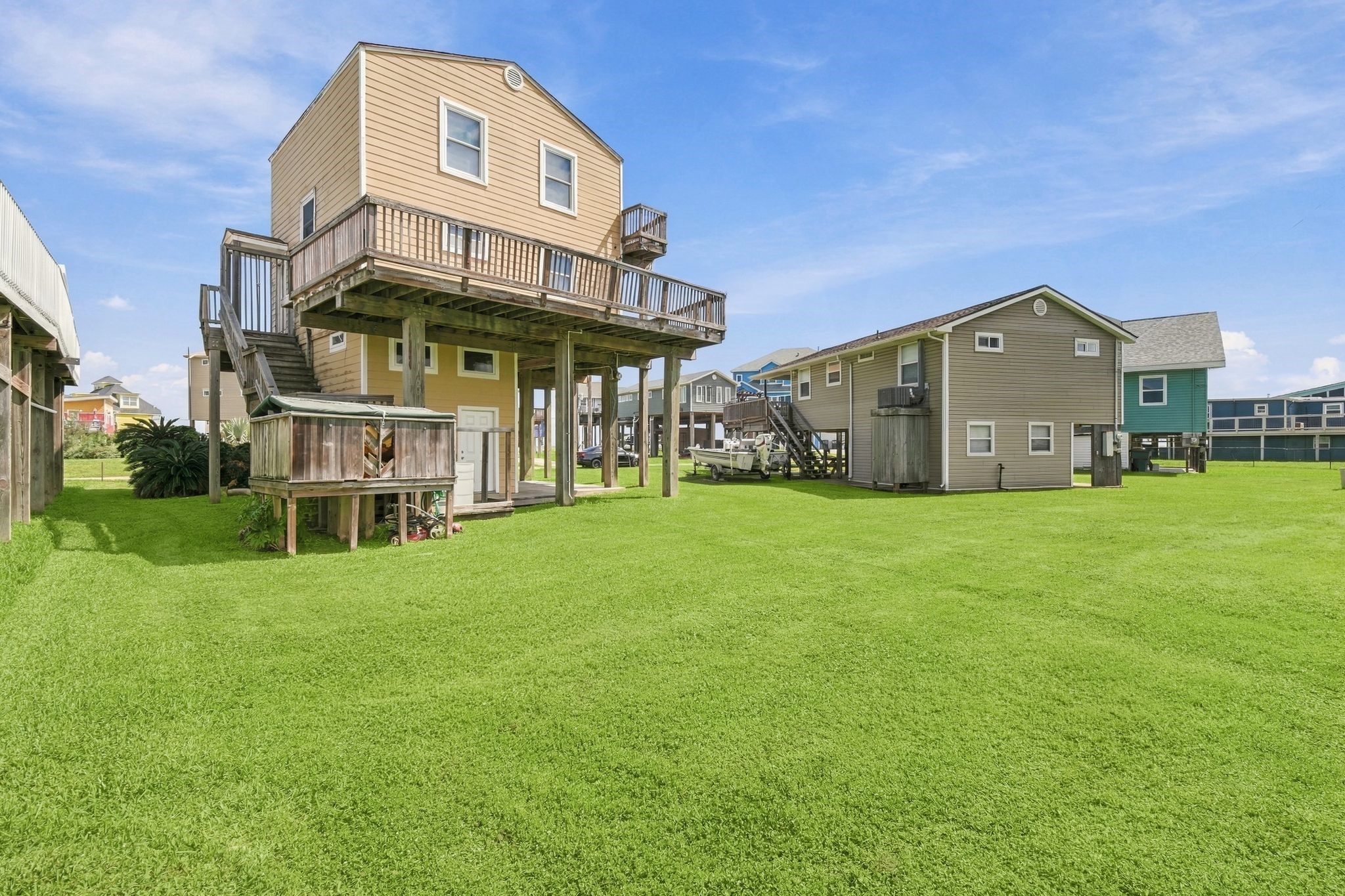 4214 Vista Road, Galveston, TX 77554