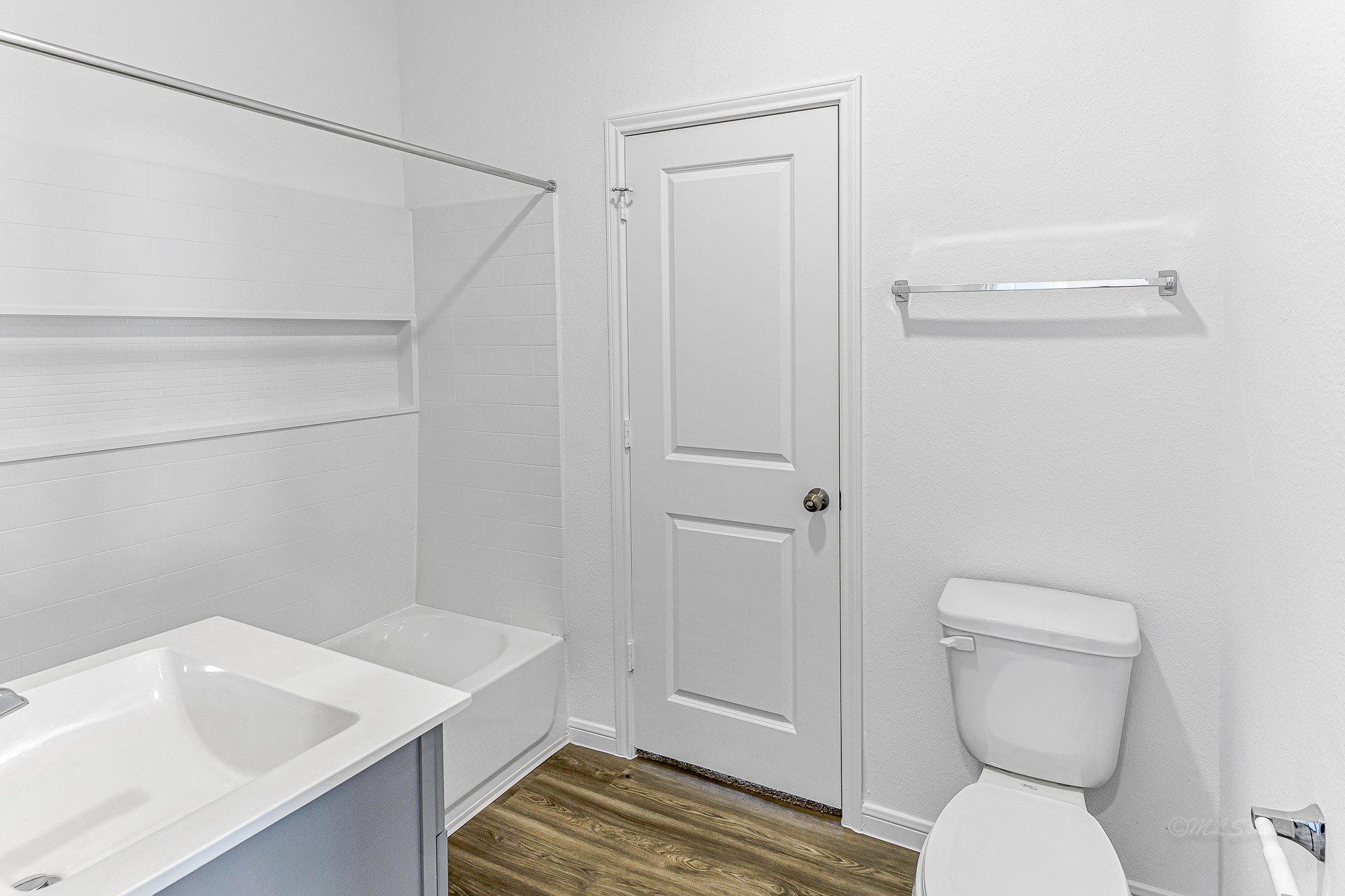 First floor full bath.