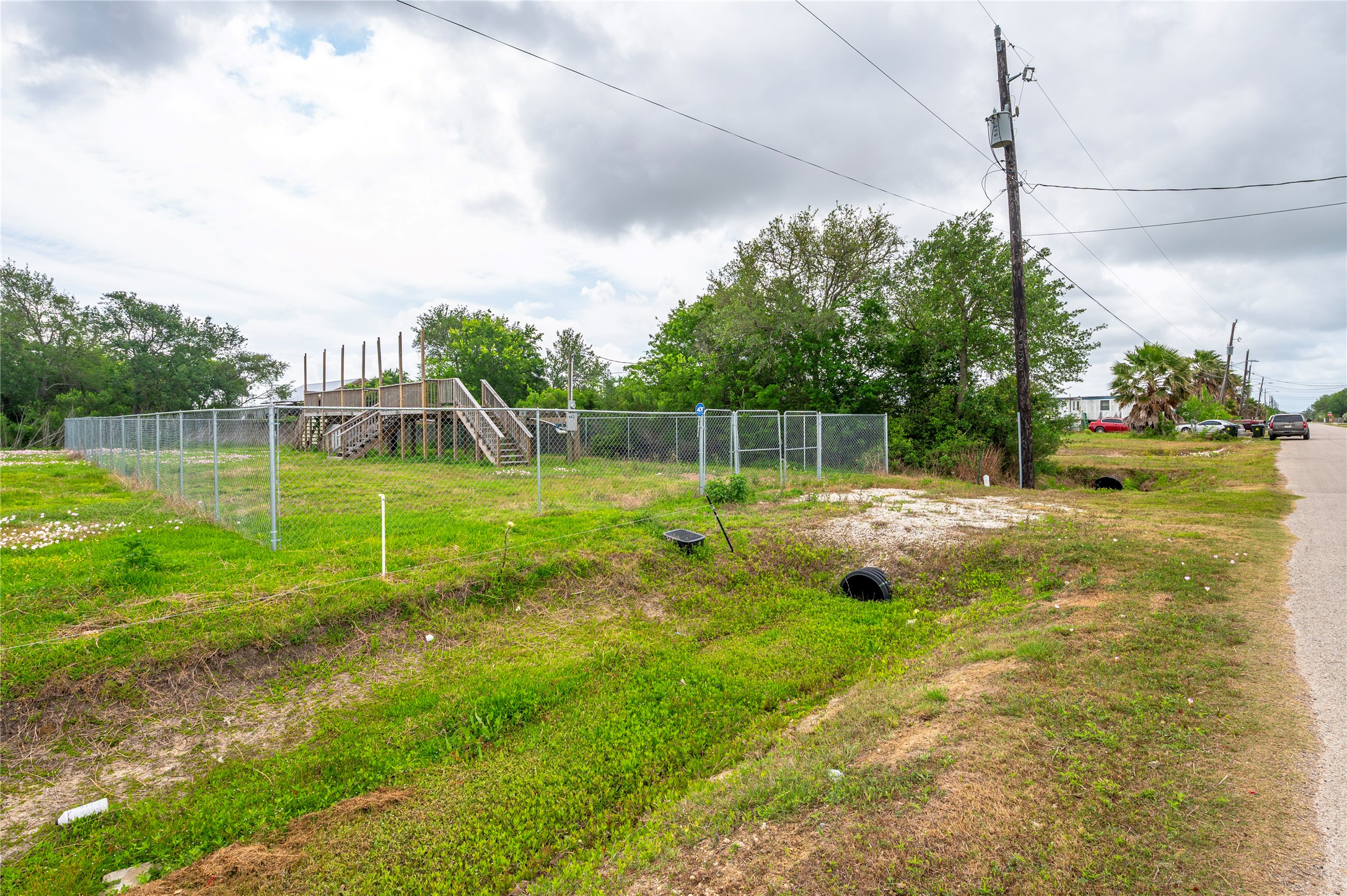 441-443 16th Street, San Leon, TX 77539