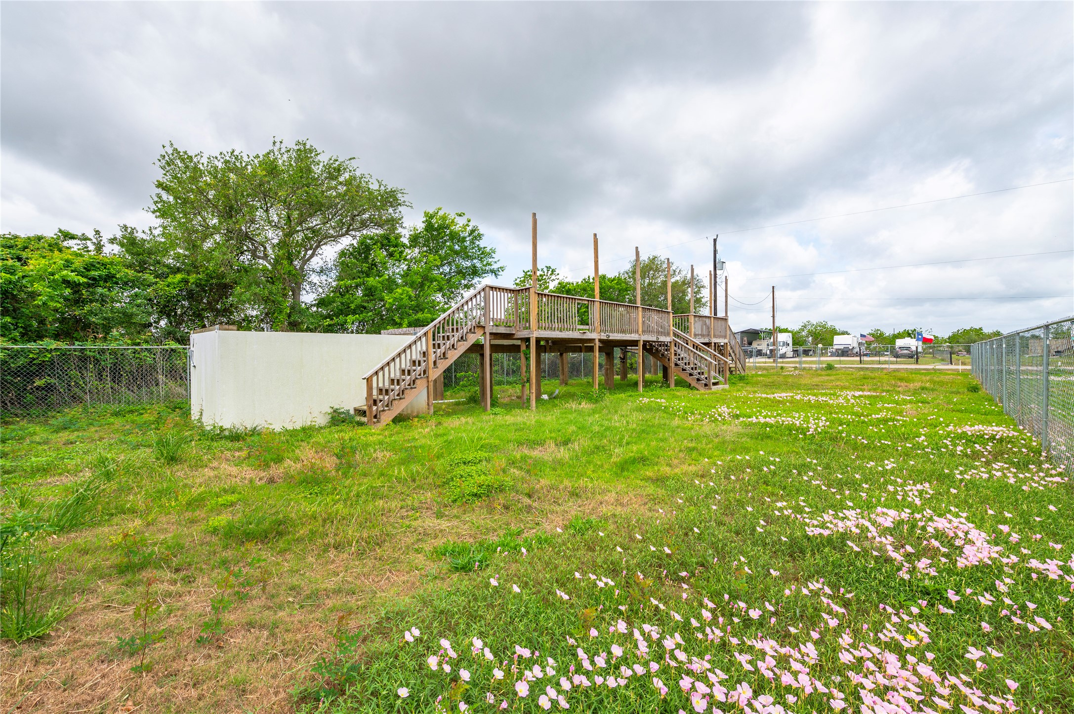 441-443 16th Street, San Leon, TX 77539