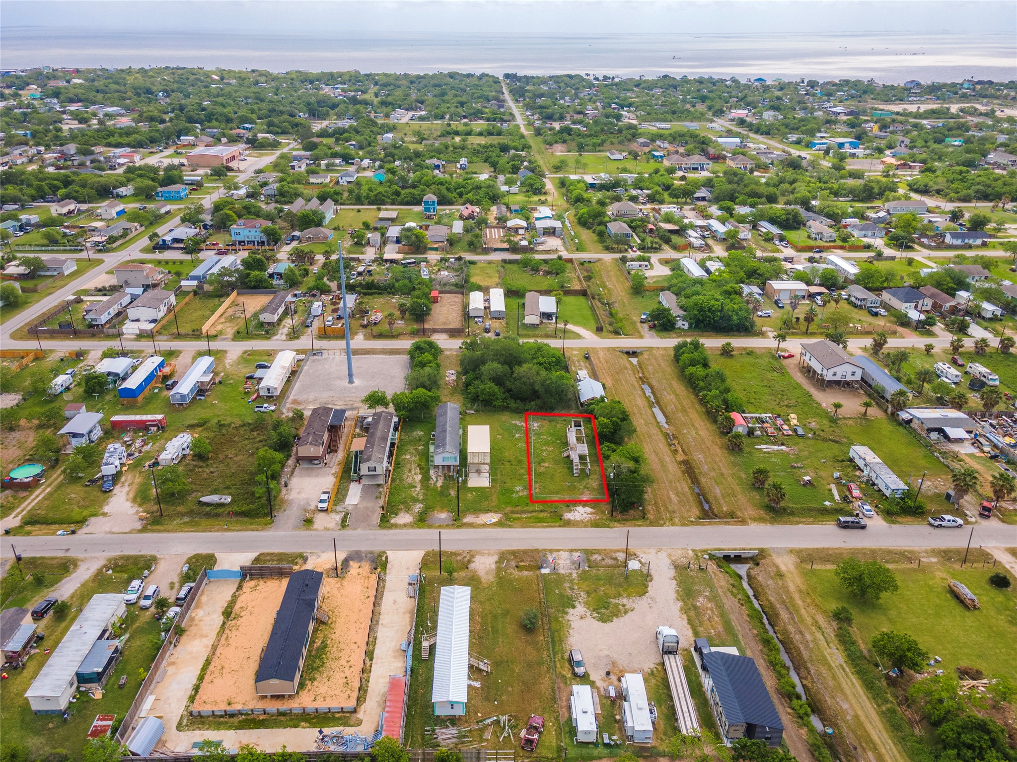 441-443 16th Street, San Leon, TX 77539 441-443 16th Street, San Leon, TX 77539
