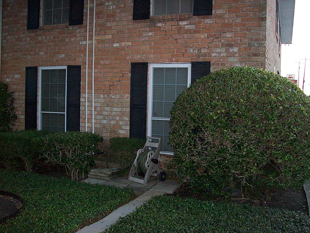 SIde of  Unit