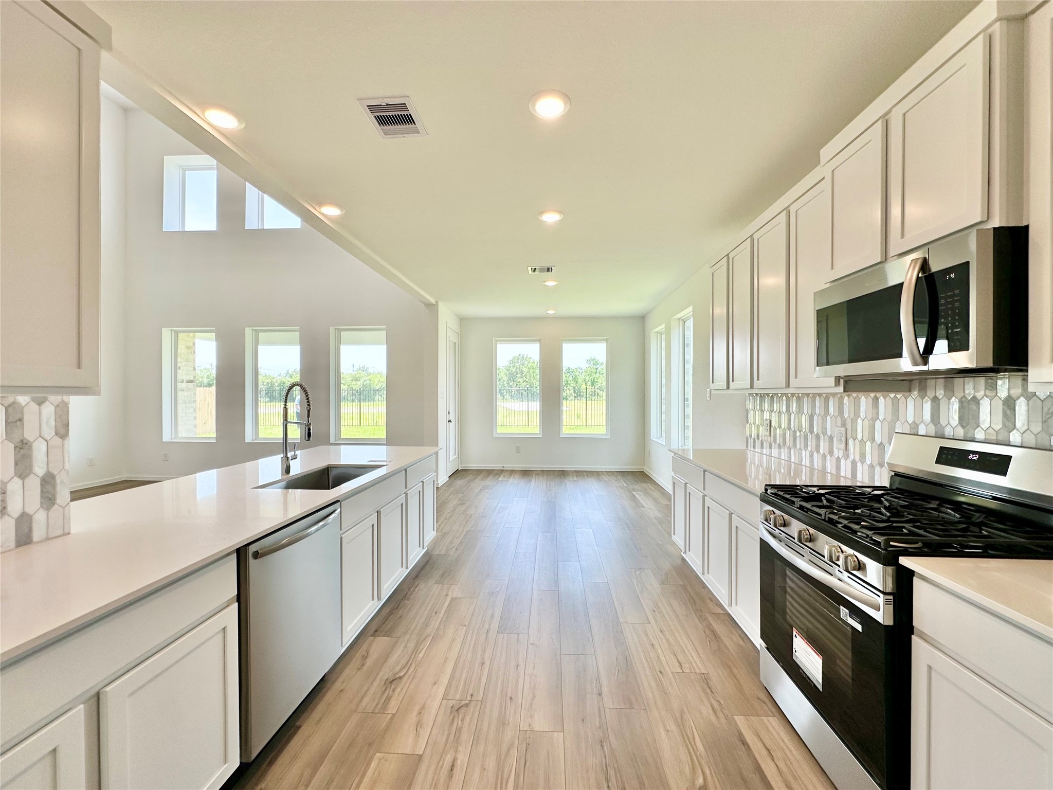 6207 Pelican Ridge Way, League City, TX 77573