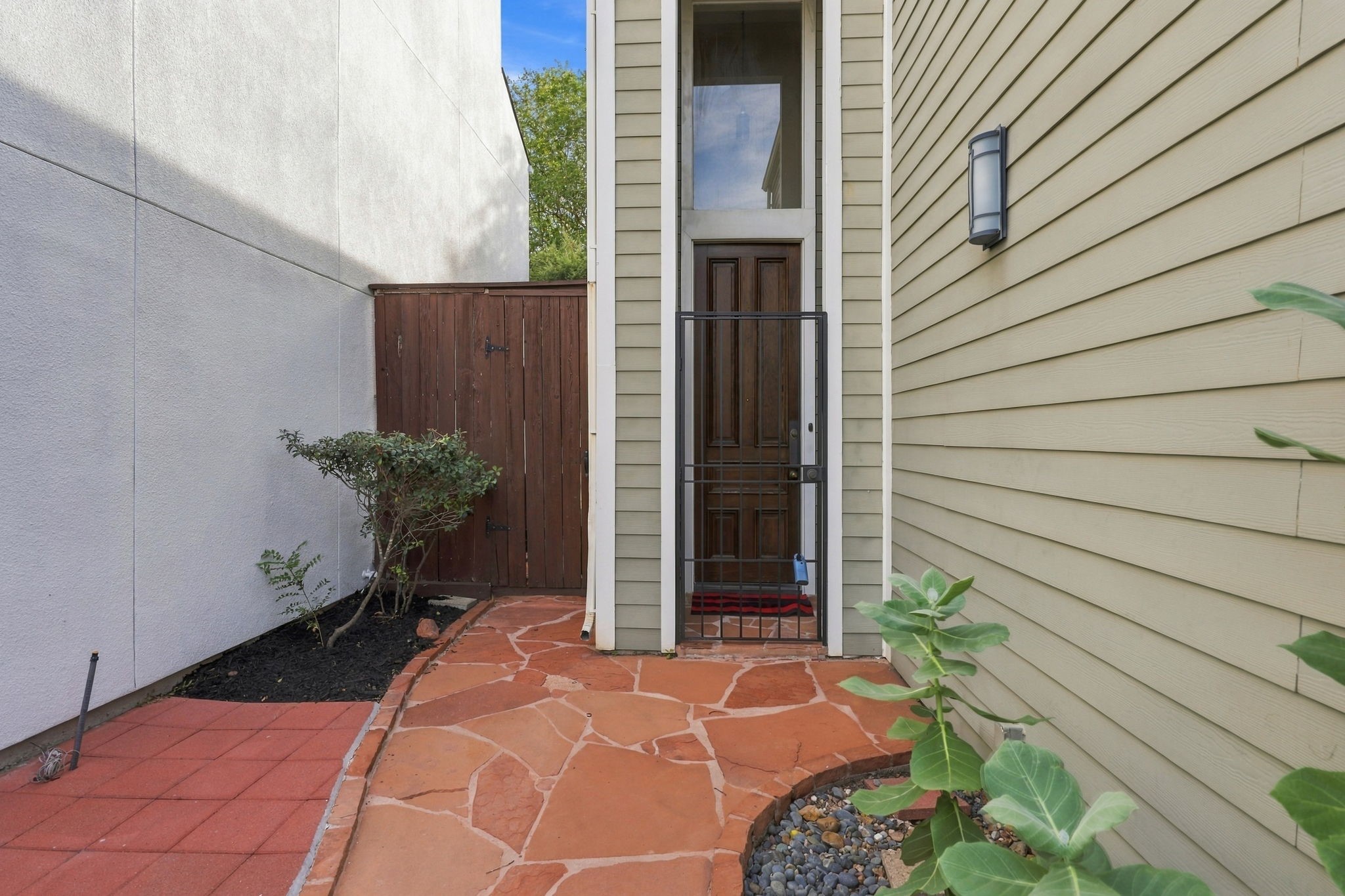 Entryway to front door.