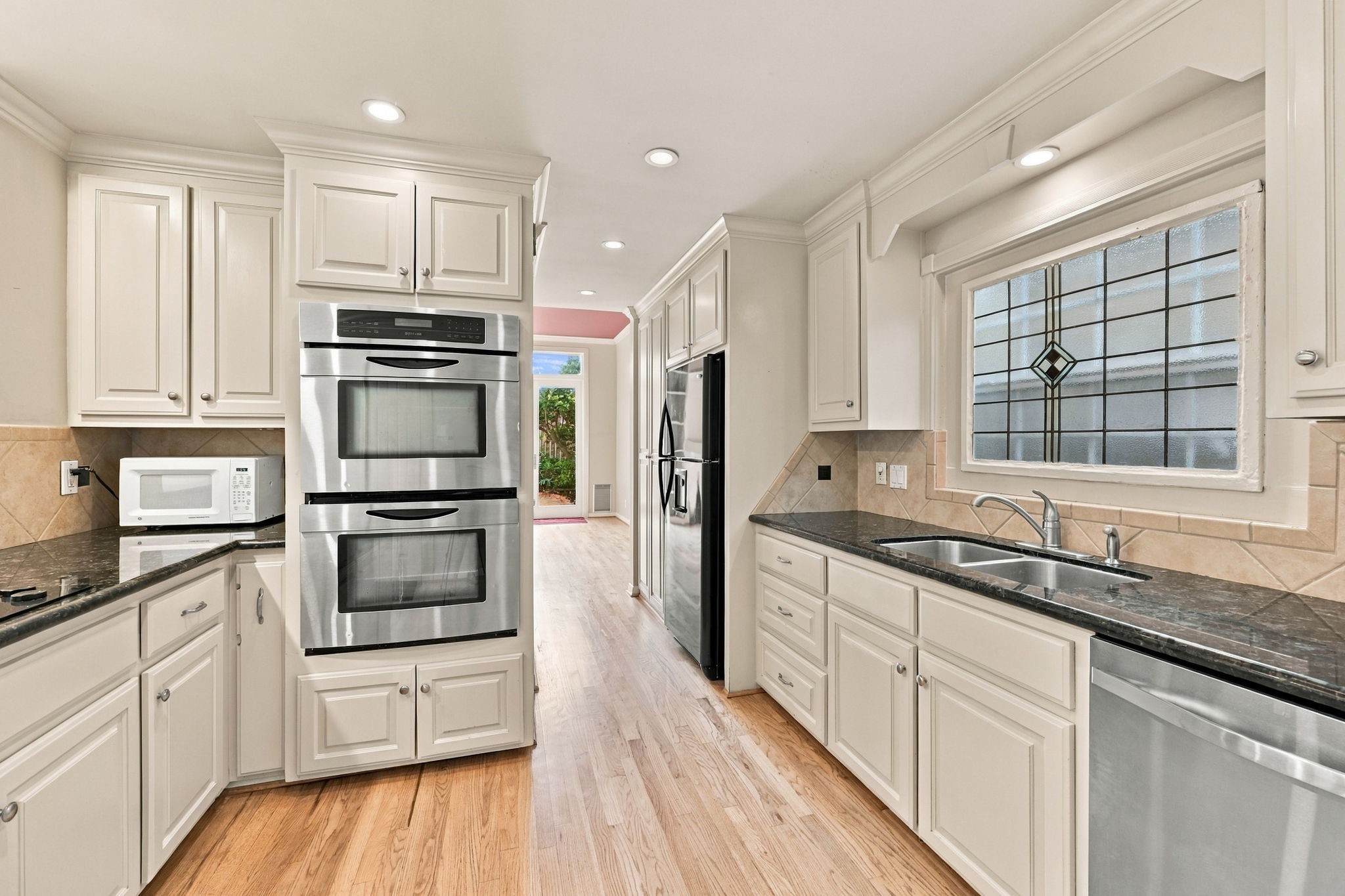 1st Floor: Kitchen.