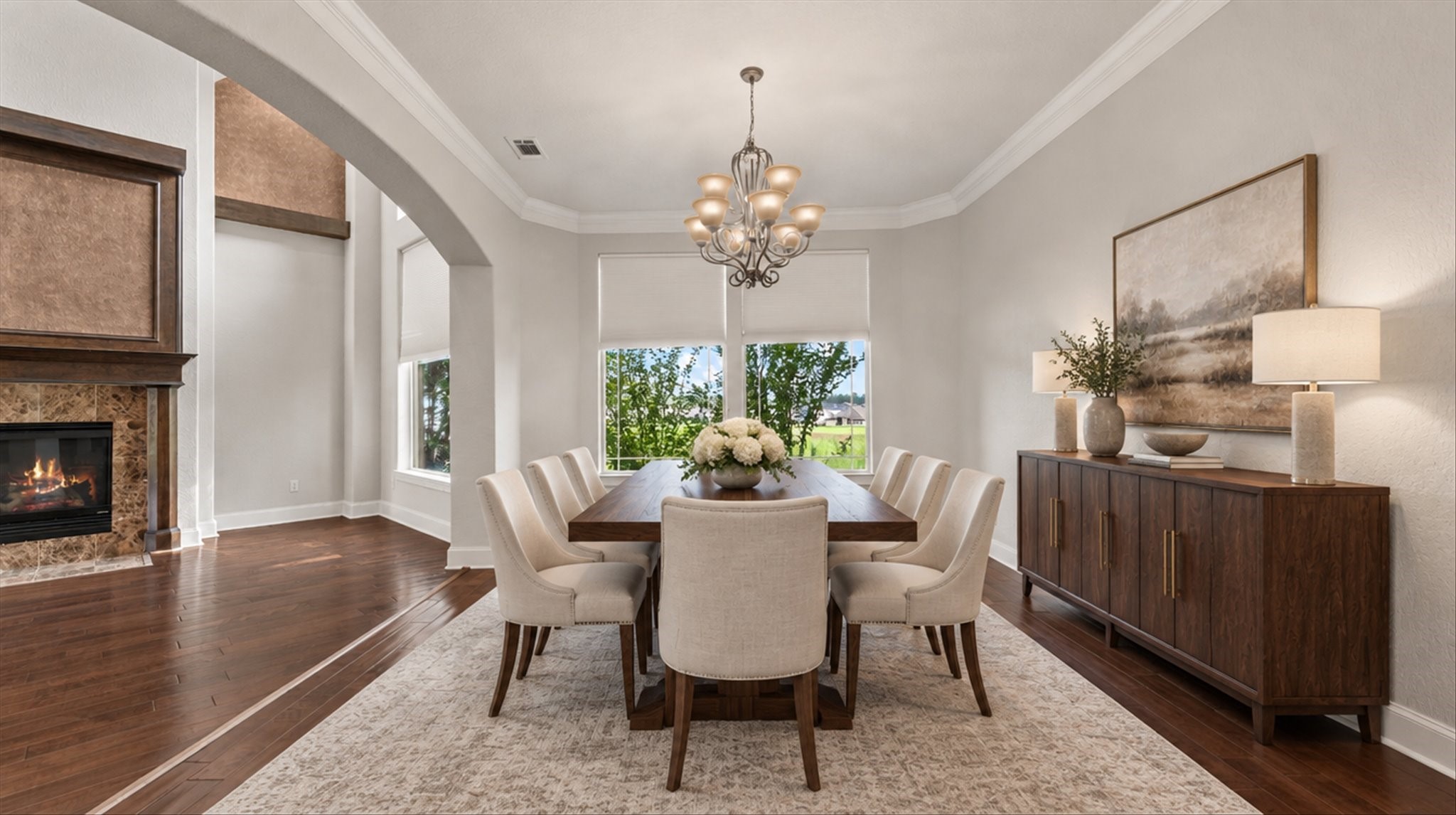 Dining room has been virtually staged. Dining room has been virtually staged.