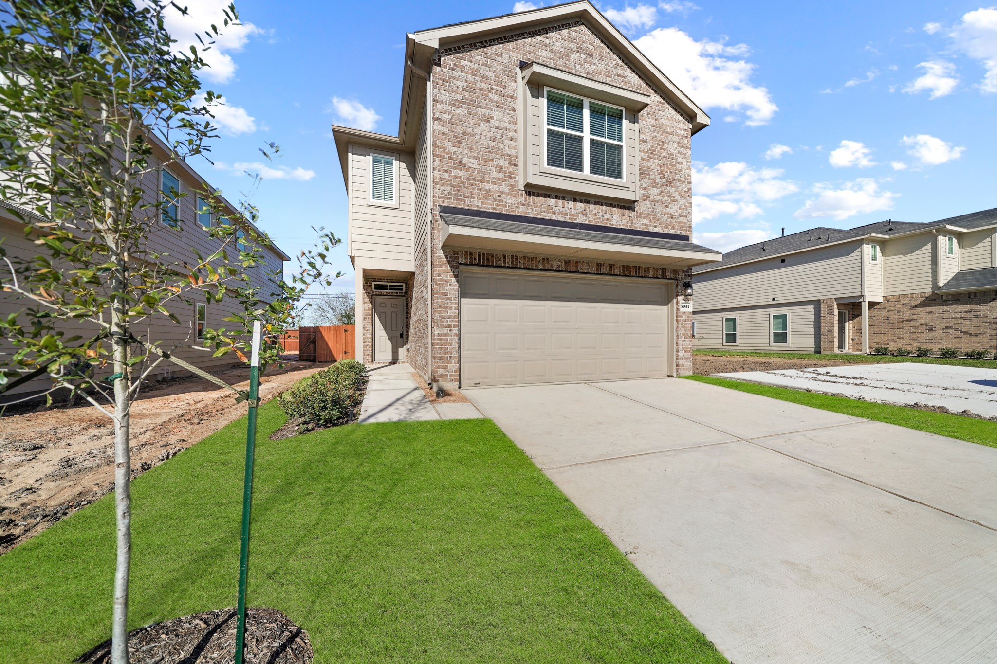 5033 Lady Morgan Drive, Houston, TX 77048