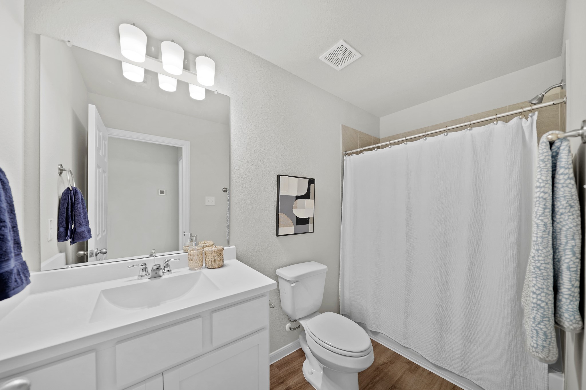 5033 Lady Morgan Drive, Houston, TX 77048