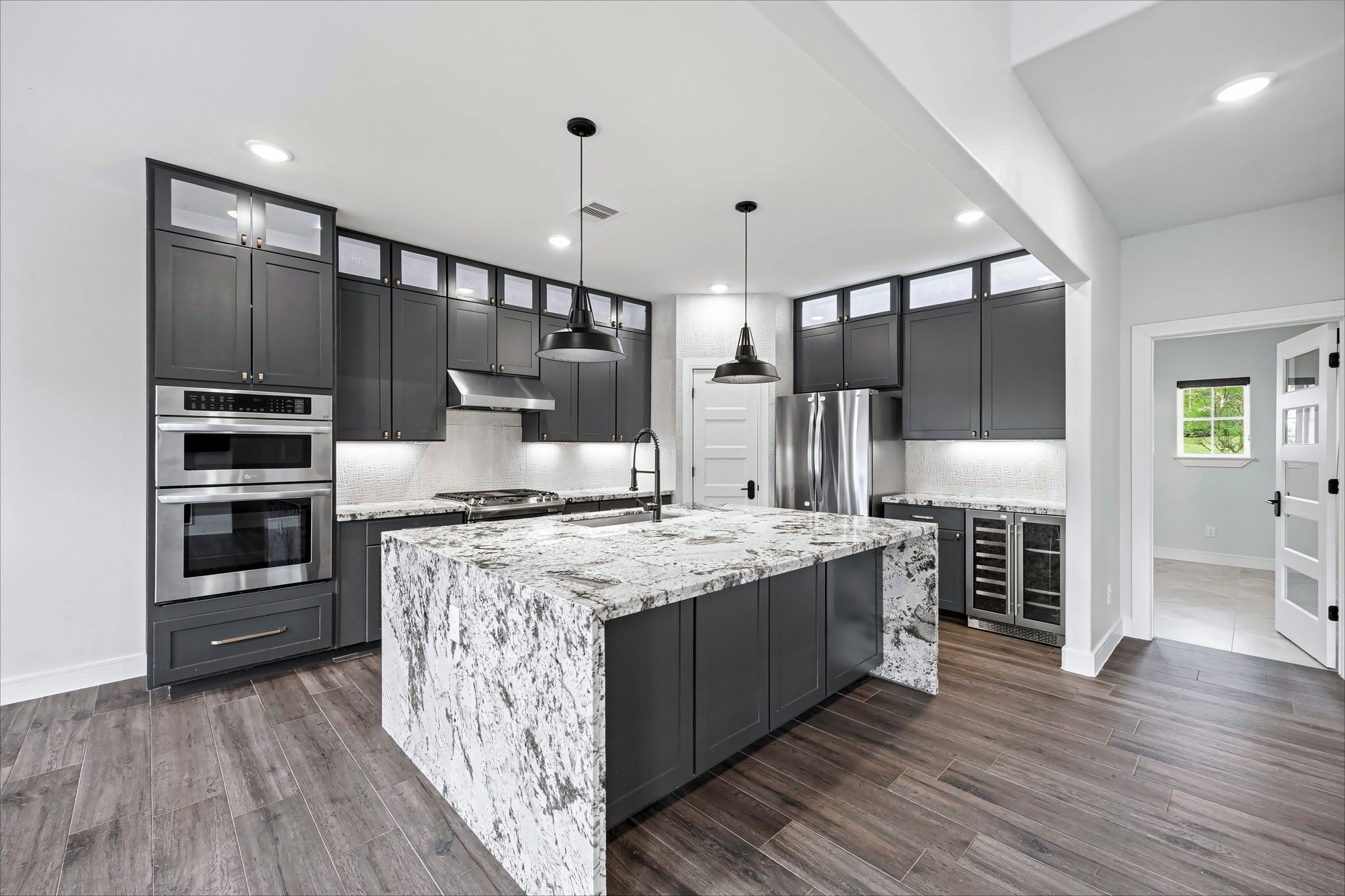 87 Dawns Edge Drive, Montgomery, TX 77356