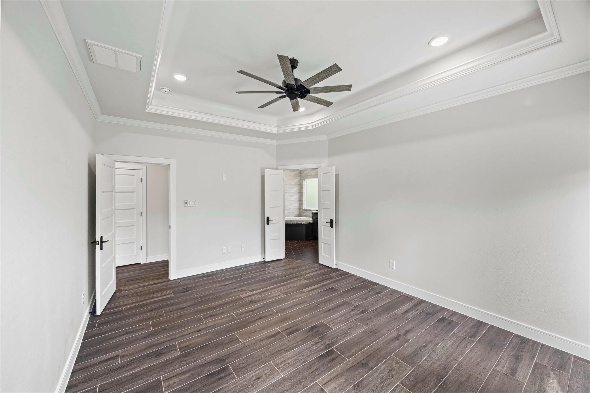 87 Dawns Edge Drive, Montgomery, TX 77356