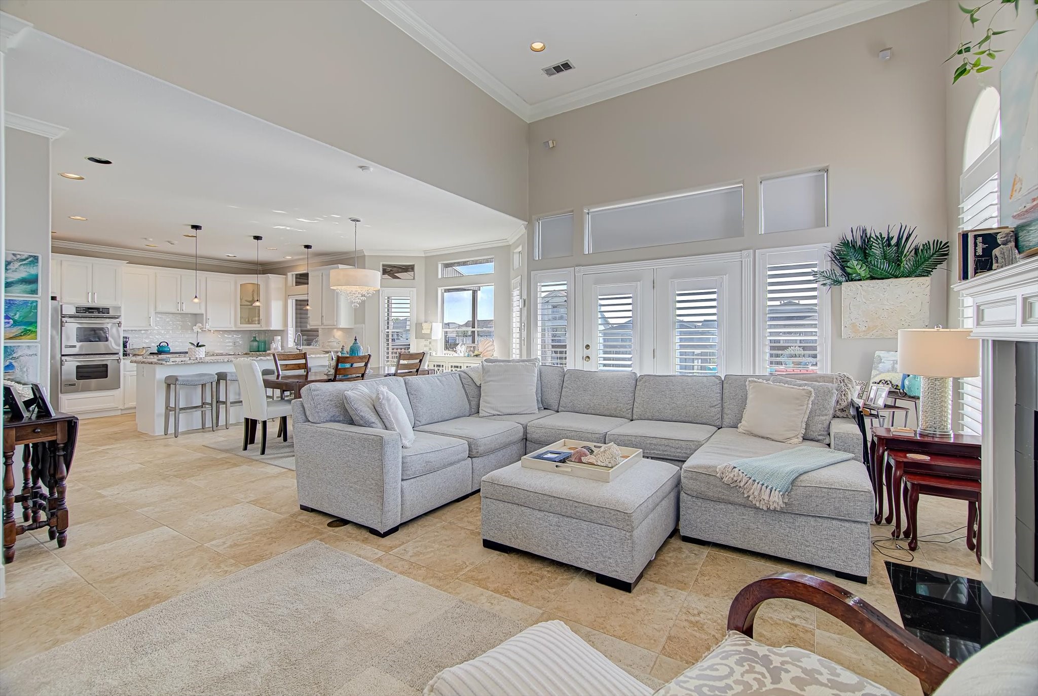 1095 Redfish Street, Bayou Vista, TX 77563