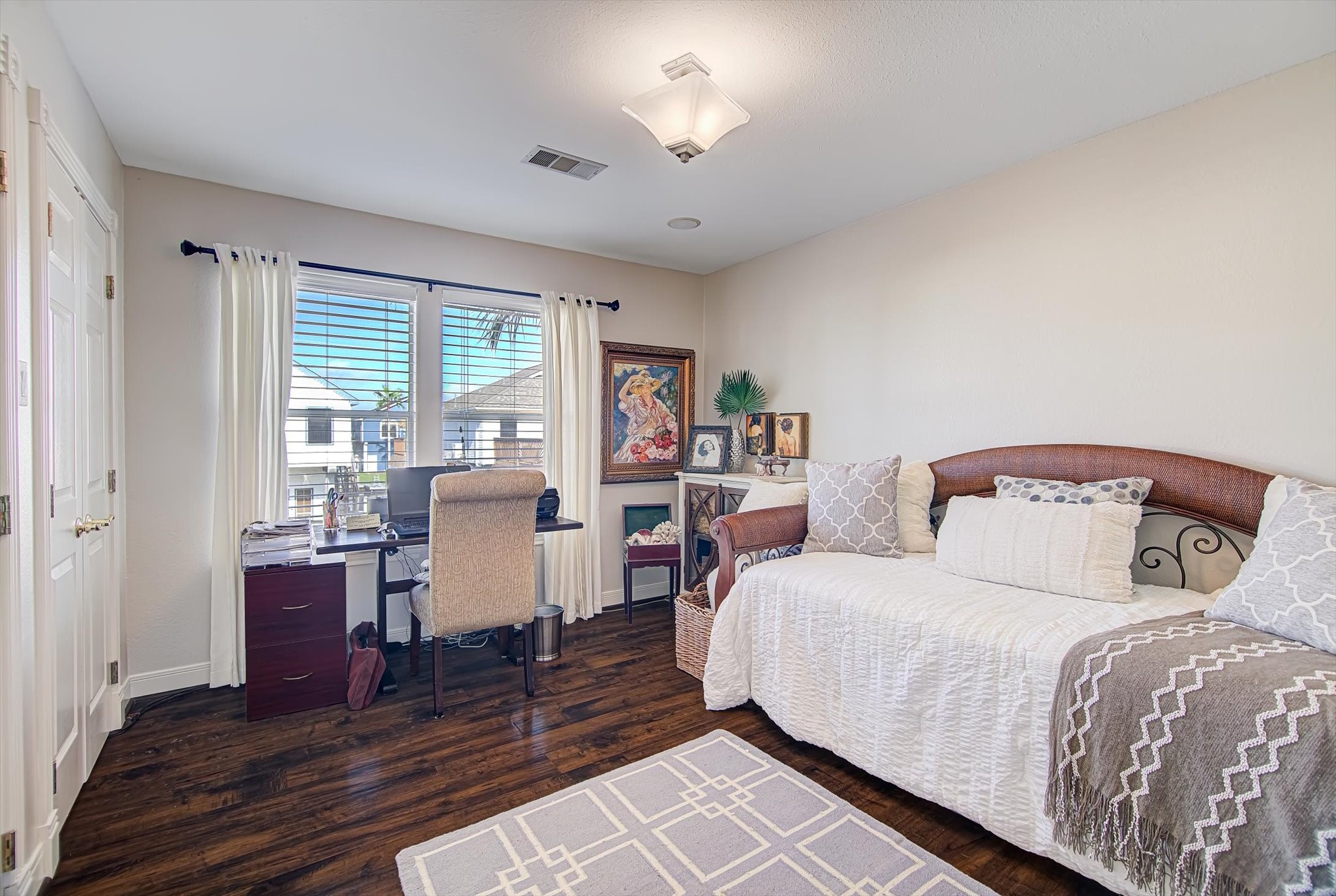 1095 Redfish Street, Bayou Vista, TX 77563