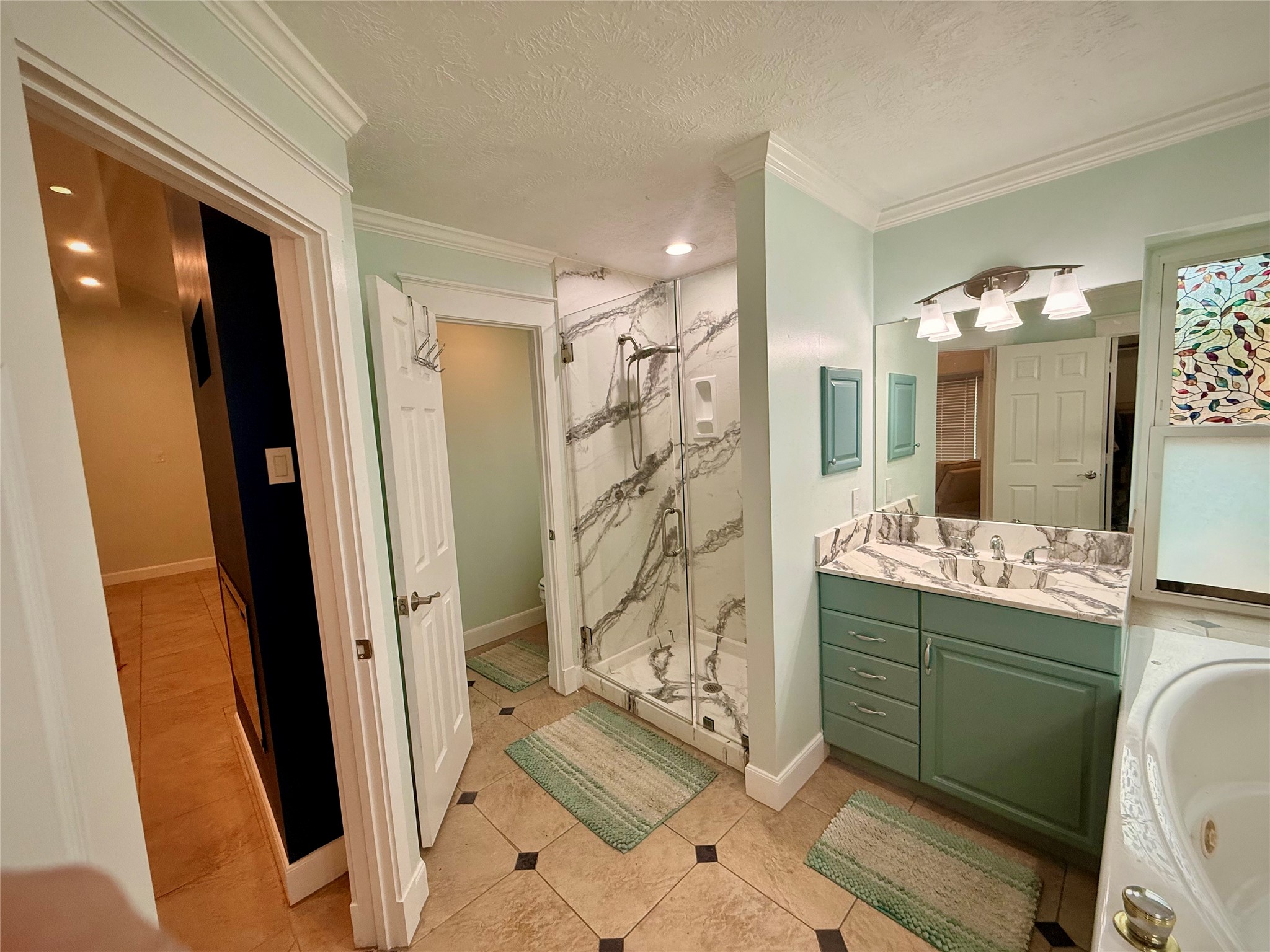 Primary bath with large shower
