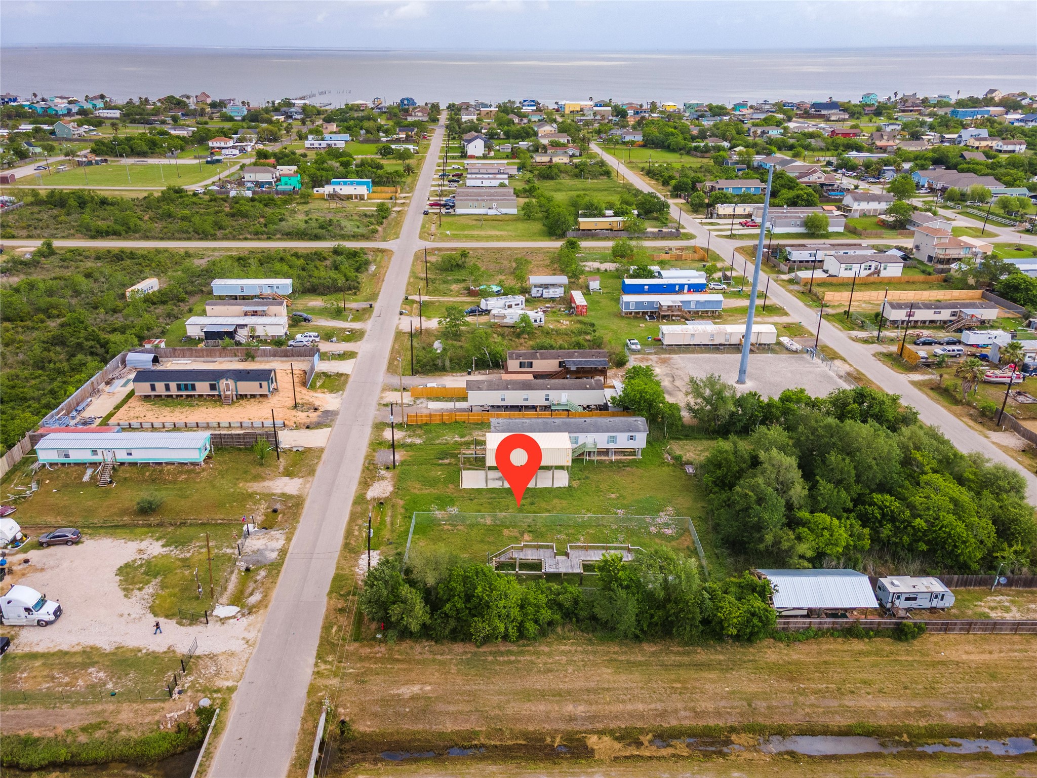 439 16th Street, San Leon, TX 77539 439 16th Street, San Leon, TX 77539