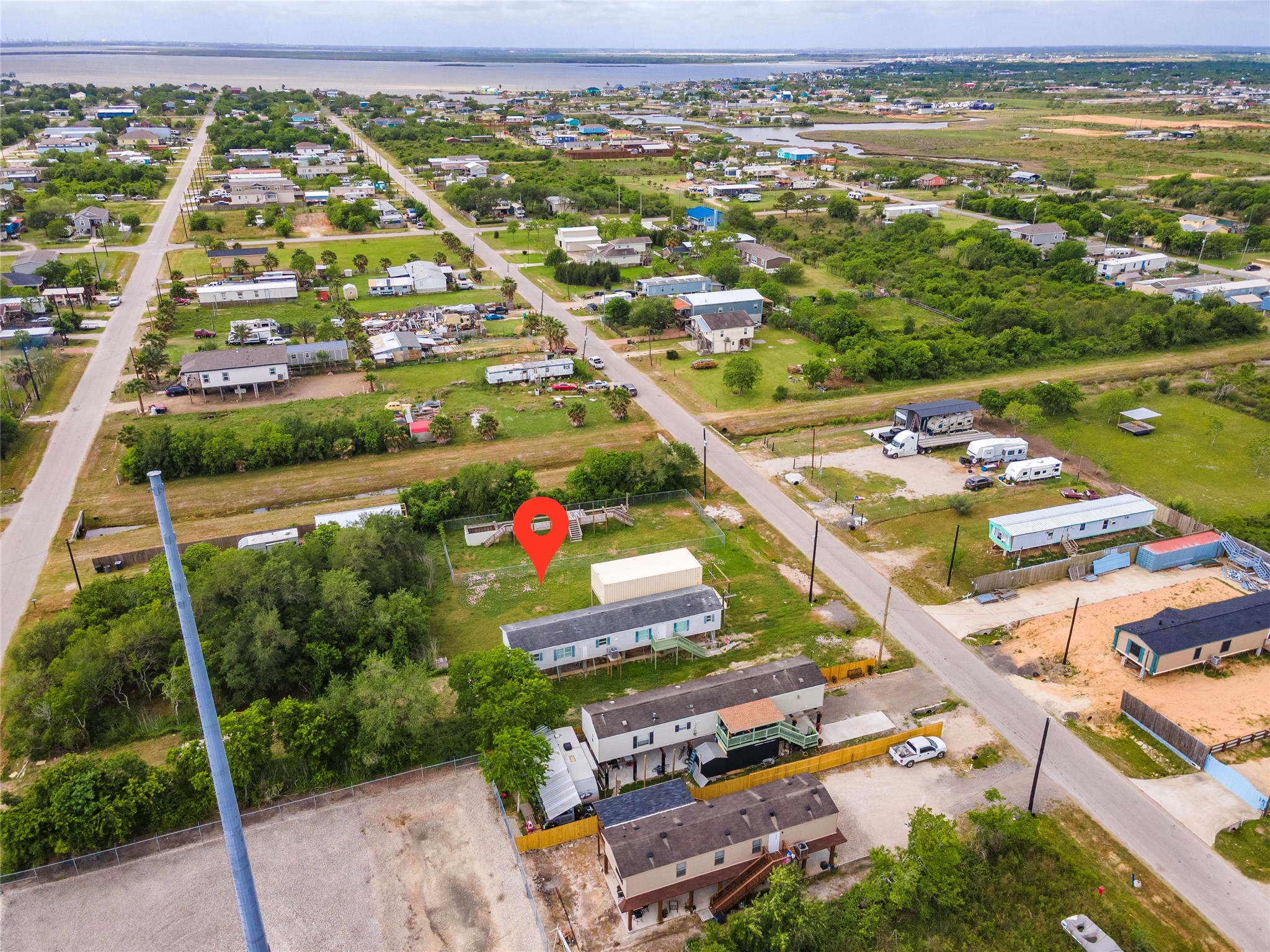 439 16th Street, San Leon, TX 77539 439 16th Street, San Leon, TX 77539