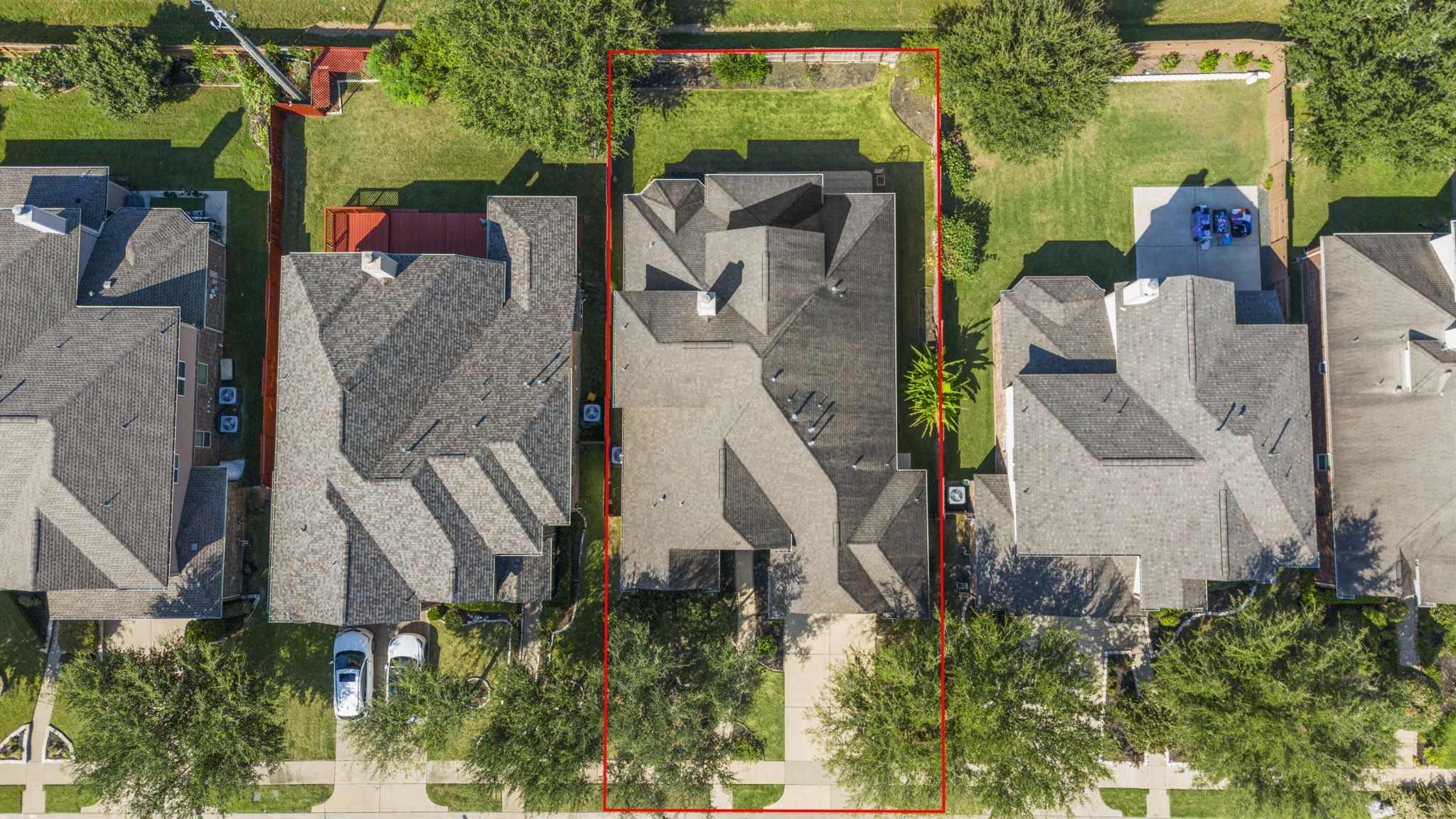 Great location on a quiet street just minutes from Alt 90, Highway 6, and US-59, this home offers quick access to major thoroughfares and is zoned to highly acclaimed schools, including top-ranked Clements High School. Great location on a quiet street just minutes from Alt 90, Highway 6, and US-59, this home offers quick access to major thoroughfares and is zoned to highly acclaimed schools, including top-ranked Clements High School.