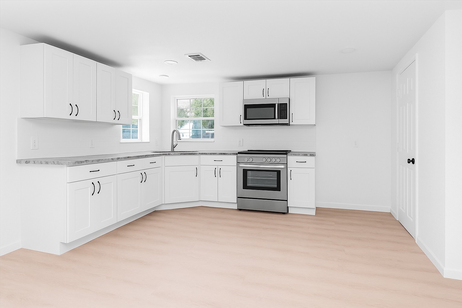 Not the actual appliances. Appliances have been electronically inputted to show location.