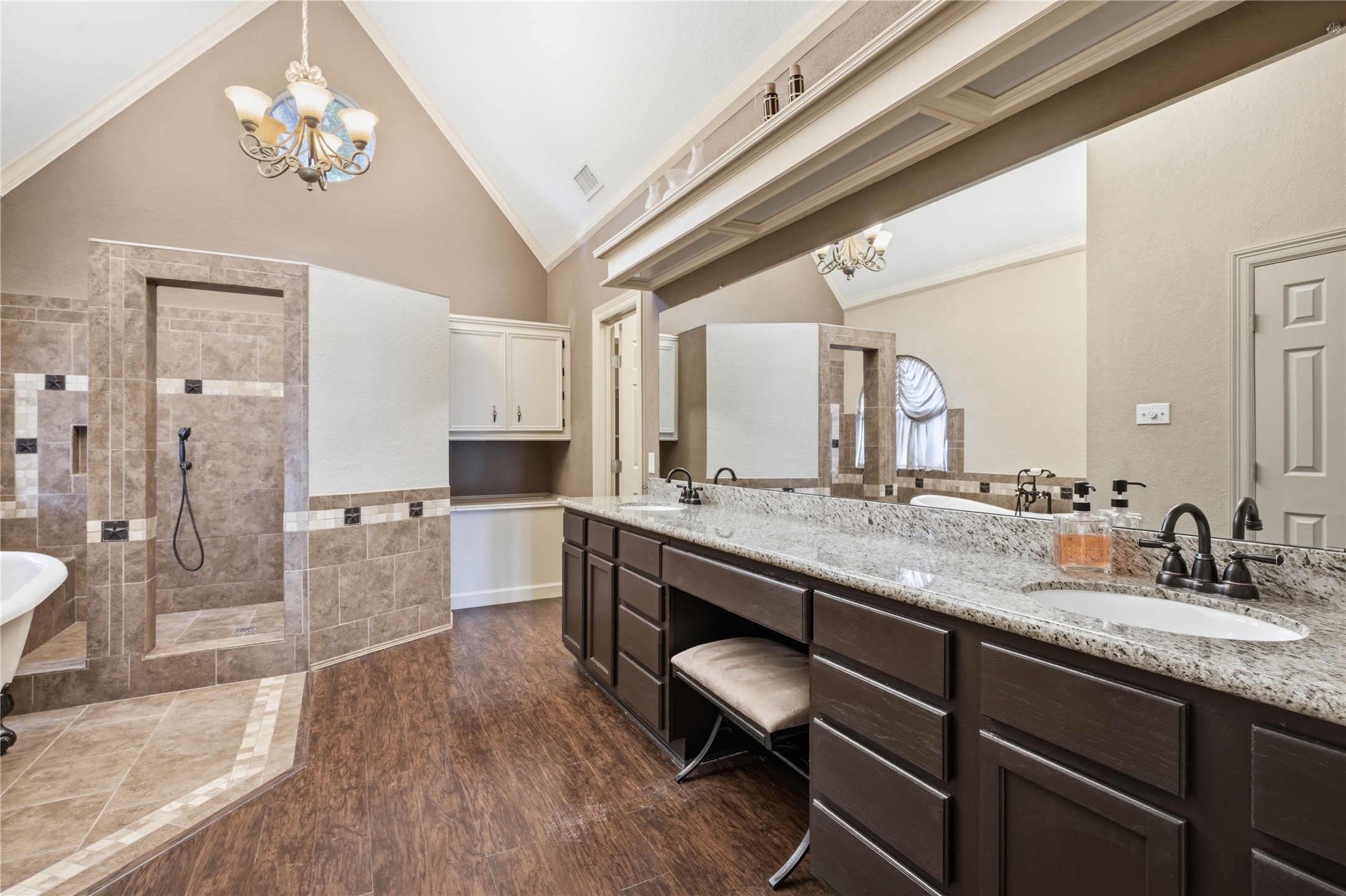 Incredible primary bath