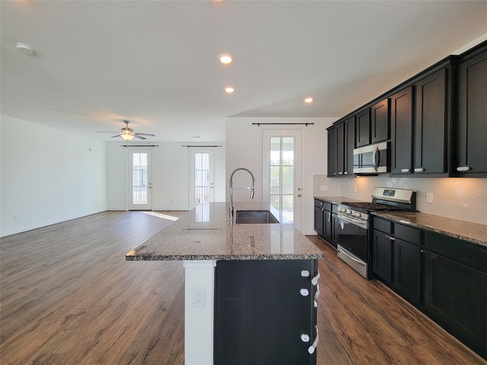 11022 Mikula Drive, Houston, TX 77043