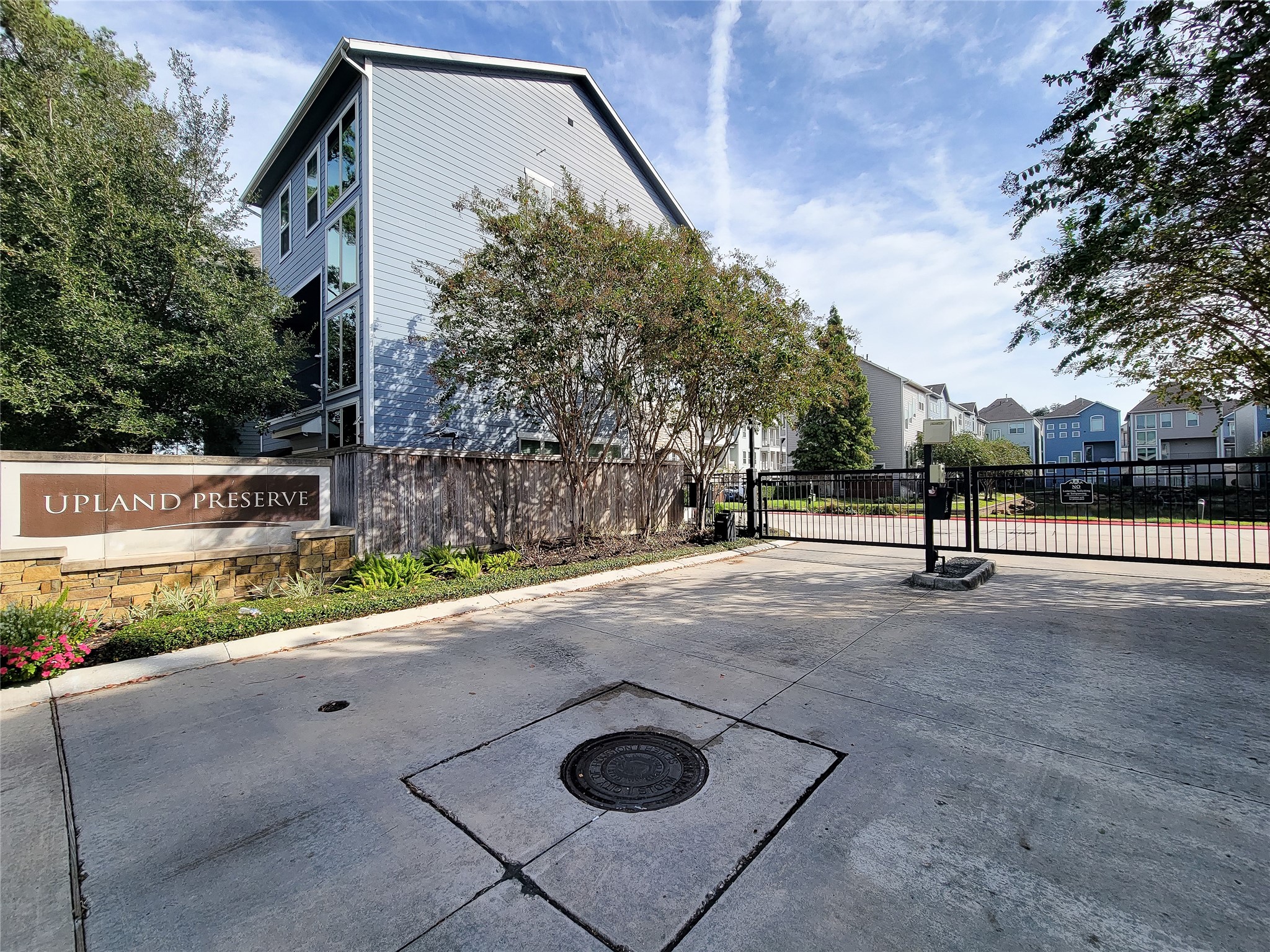 11022 Mikula Drive, Houston, TX 77043