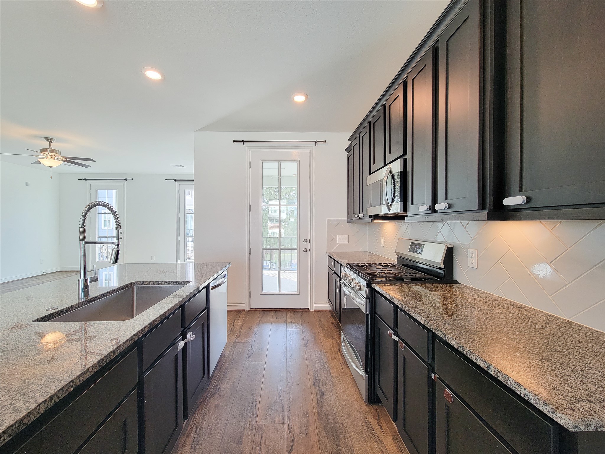 11022 Mikula Drive, Houston, TX 77043