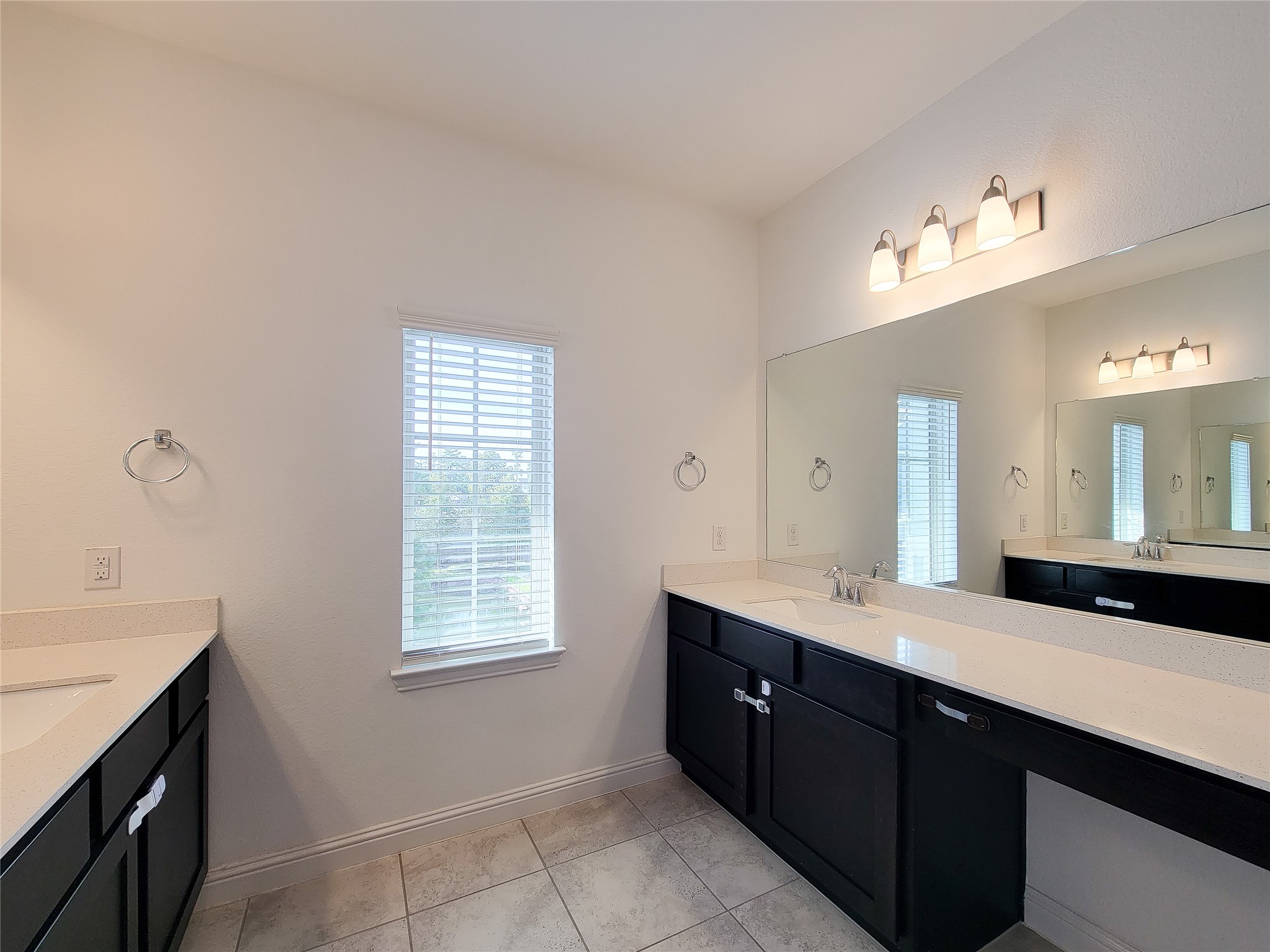 11022 Mikula Drive, Houston, TX 77043