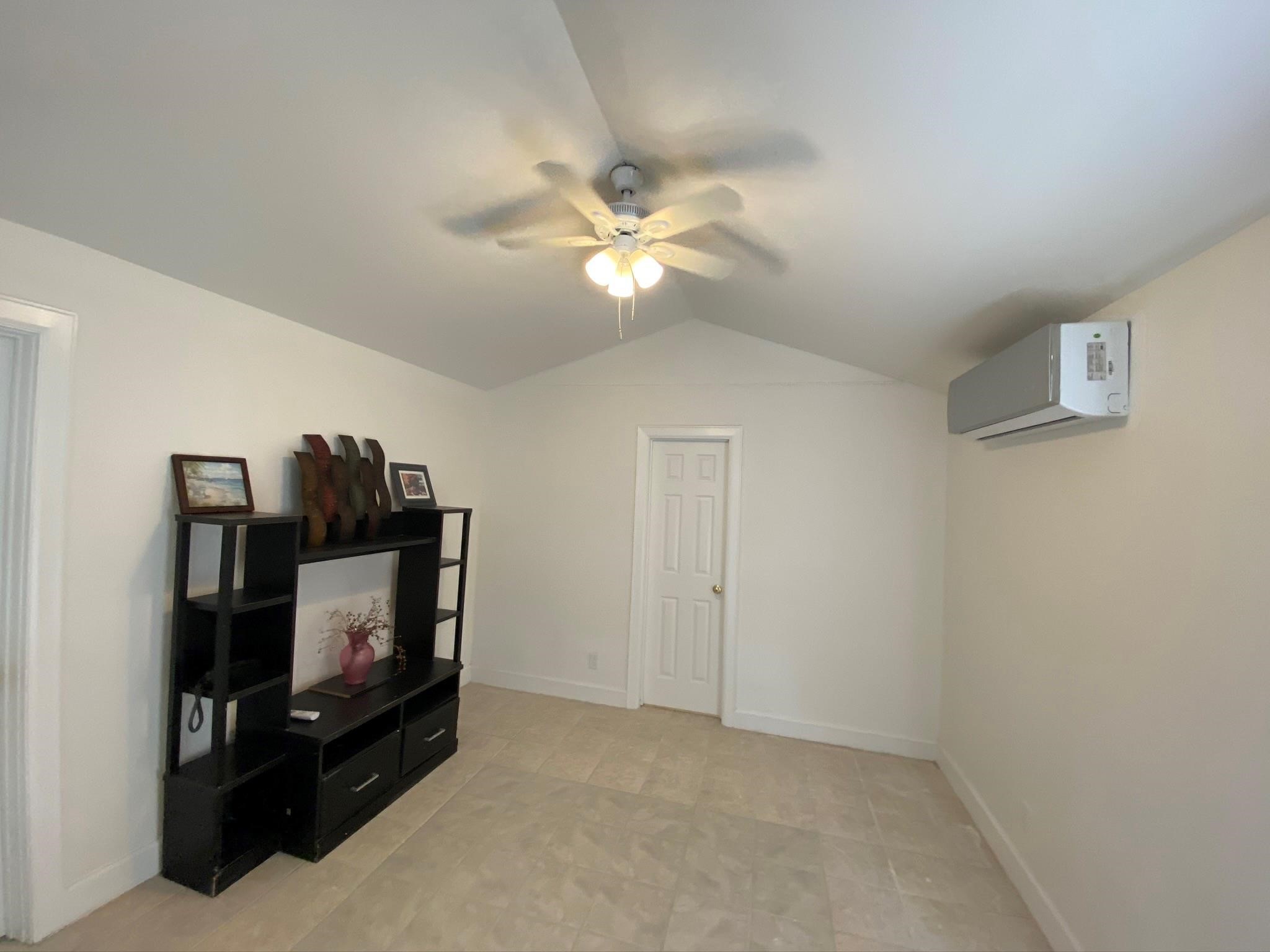 8341 Detroit Street, Houston, TX 77017