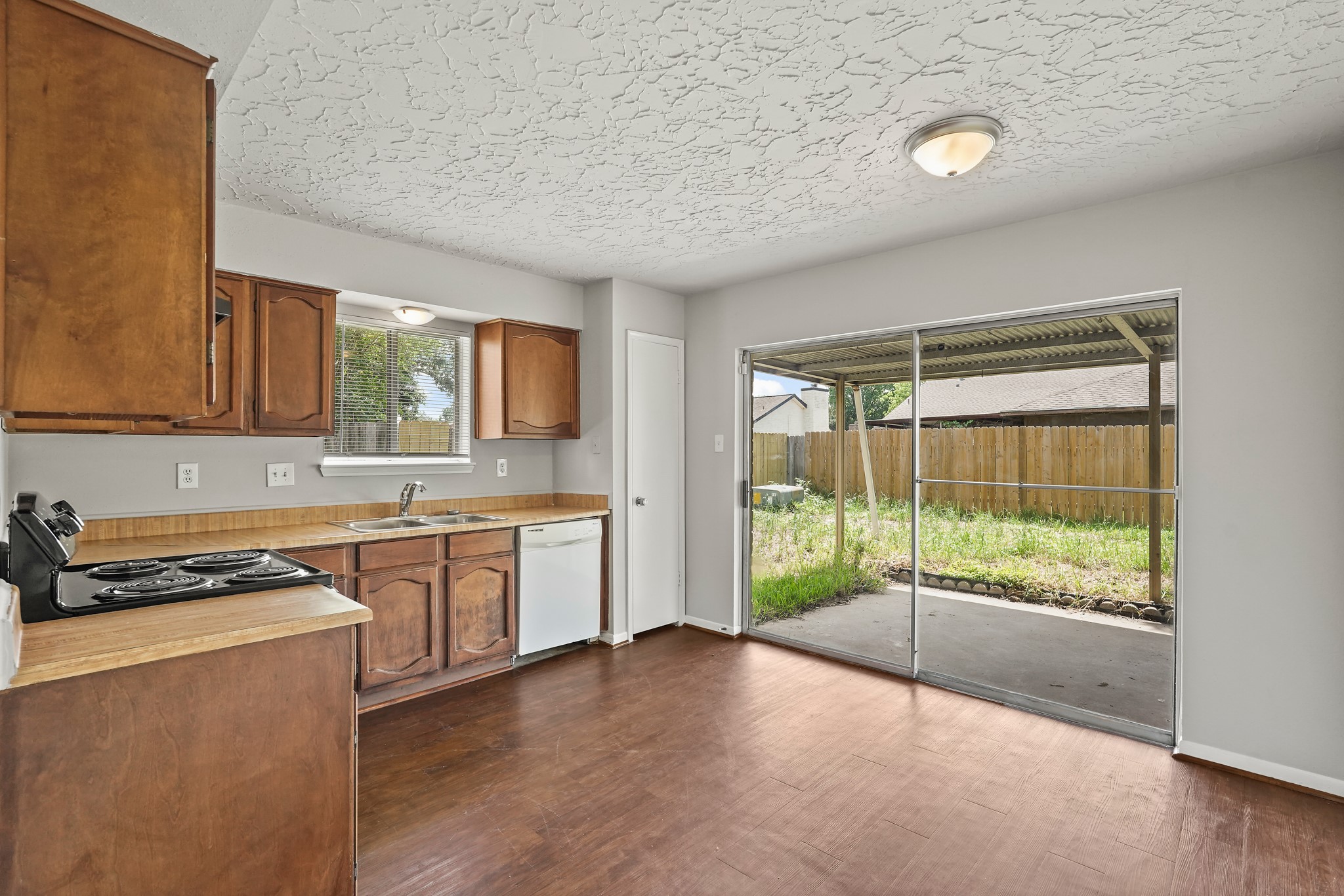 10811 Coralstone Road, Houston, TX 77086
