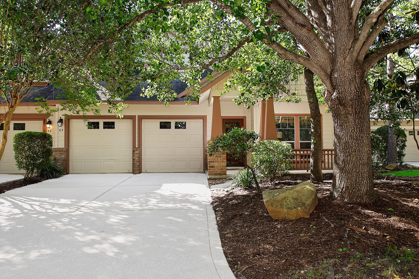 63 DOUVAINE, The Woodlands, TX 77382 63 DOUVAINE, The Woodlands, TX 77382
