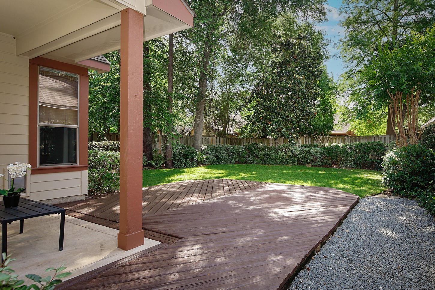 63 DOUVAINE, The Woodlands, TX 77382