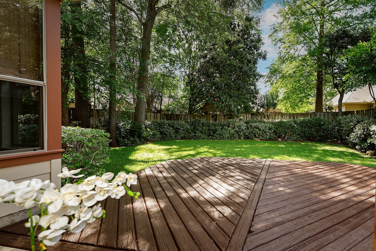 63 DOUVAINE, The Woodlands, TX 77382